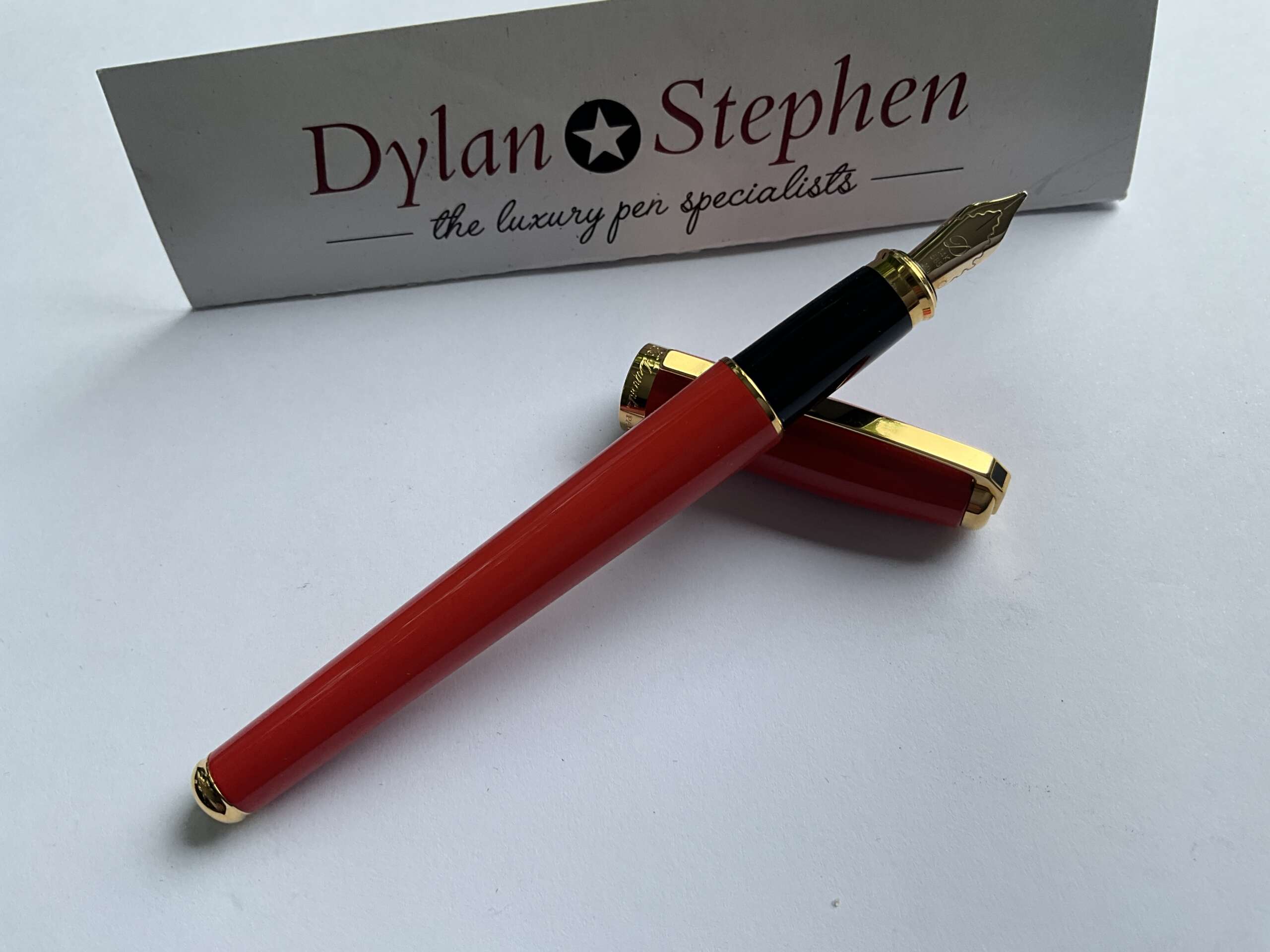 ST DuPont Fidelio Orange Lacquer Fountain Pen - Image 5