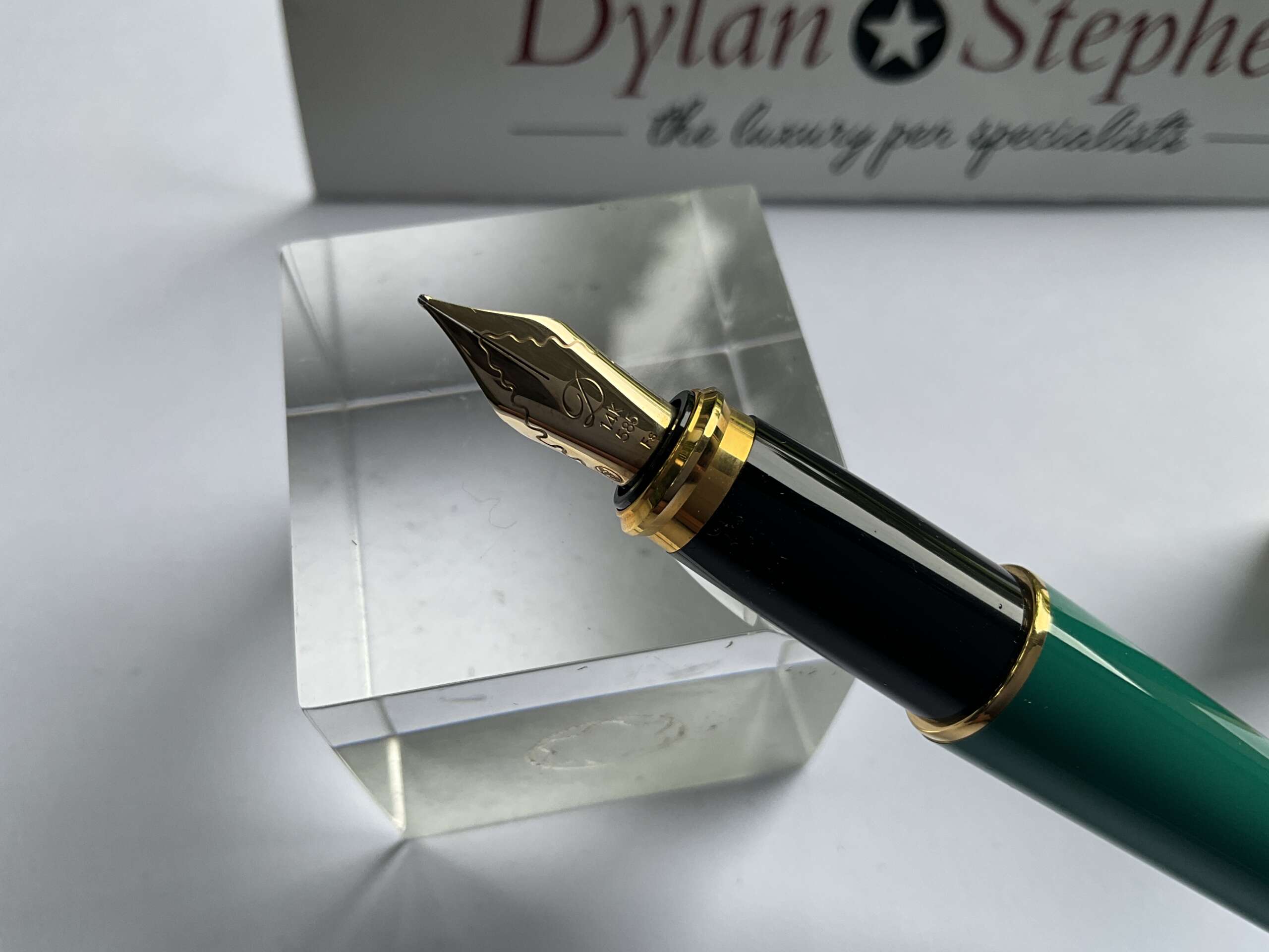 ST DuPont Fidelio Teal Lacquer Fountain Pen - Image 2
