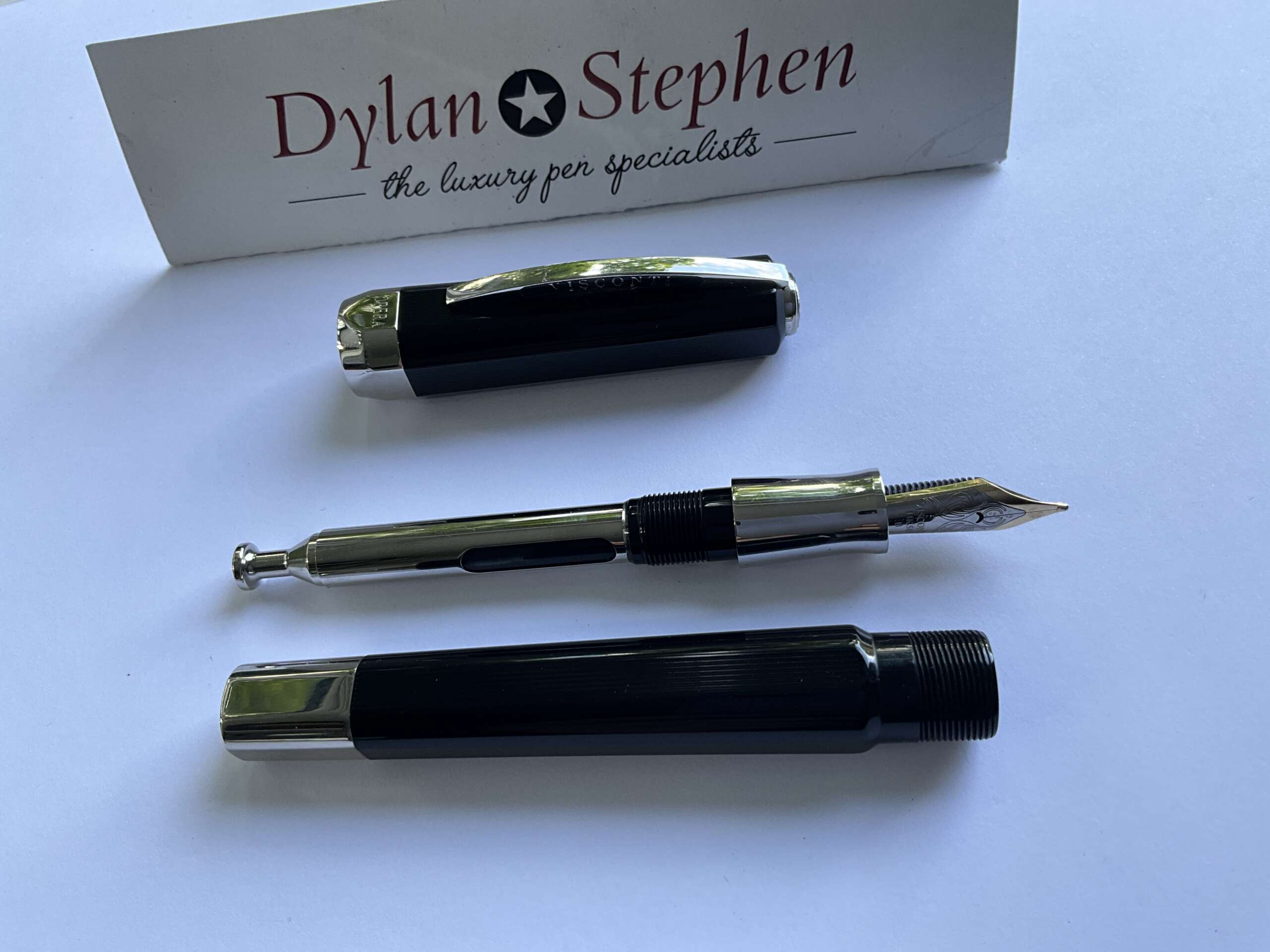 Visconti Opera Master Black Pinstripe fountain pen - Image 7