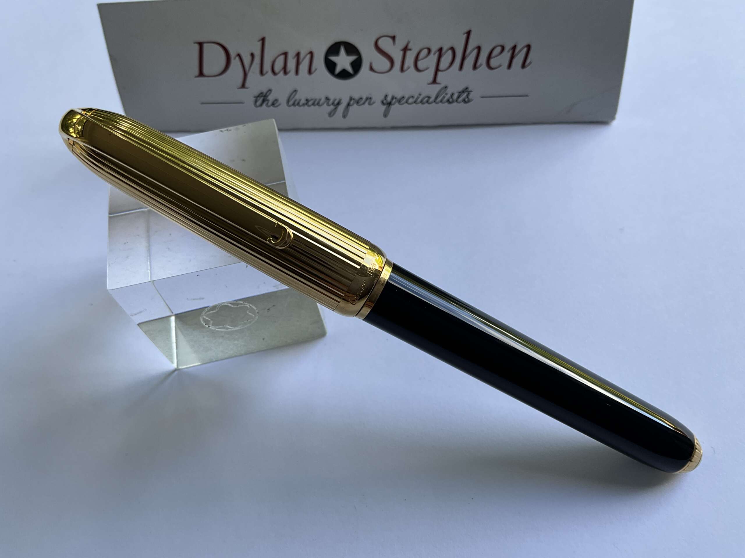 Cartier Louis Black Lacquer & Gold Plated Godron Fountain Pen - Image 5