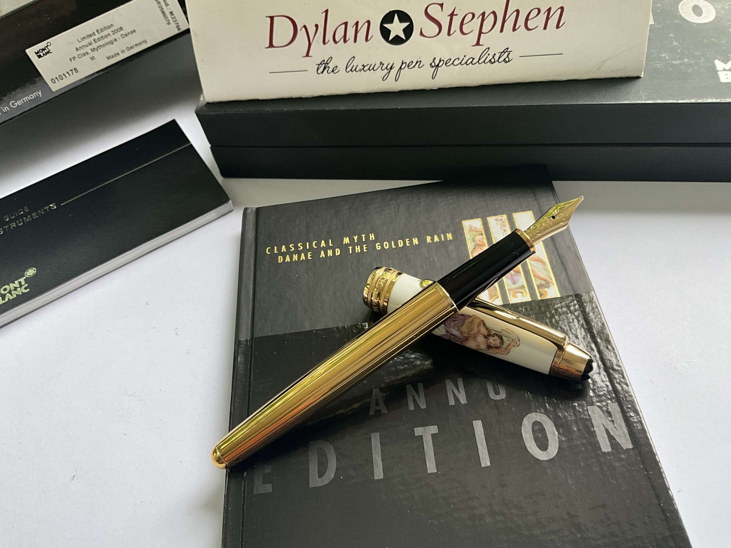 Montblanc Annual Limited Edition 2008 Danae Classical Mythology Fountain Pen - Image 6