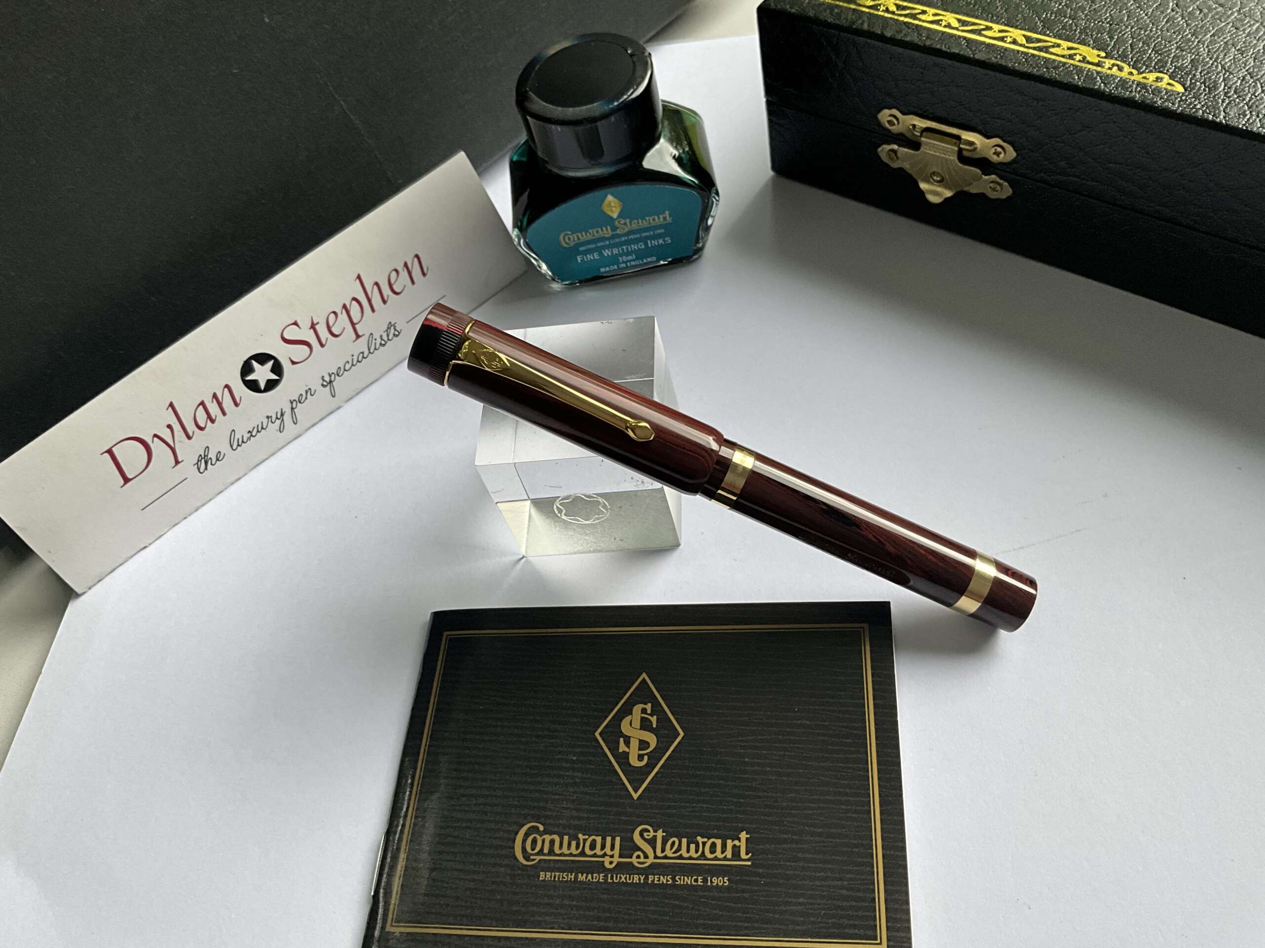 Conway Stewart Marlborough Vintage Rose Ripple Limited Edition fountain pen - Image 6