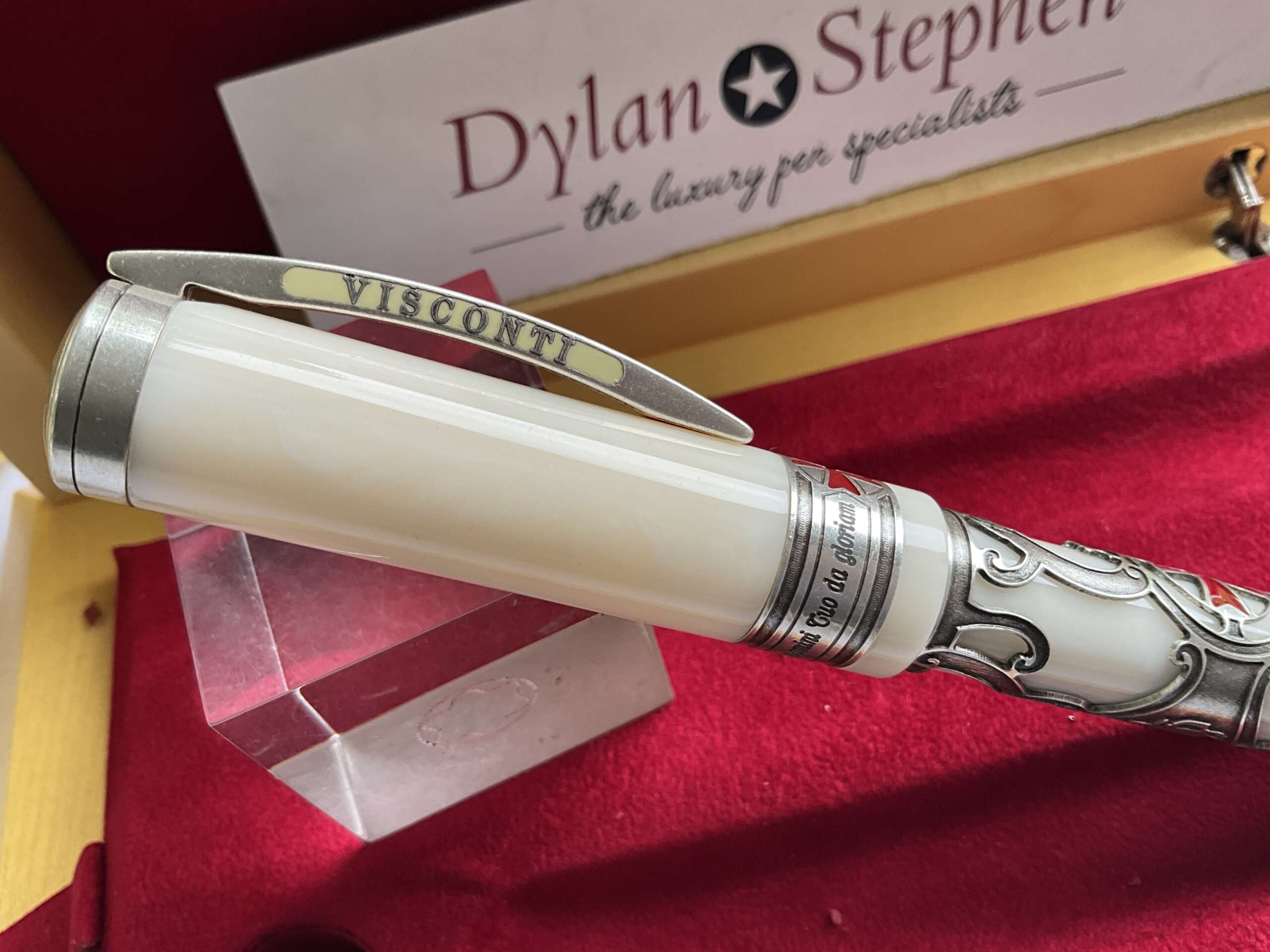 Visconti Templari The Knights Templar Limited Edition fountain pen - Image 6