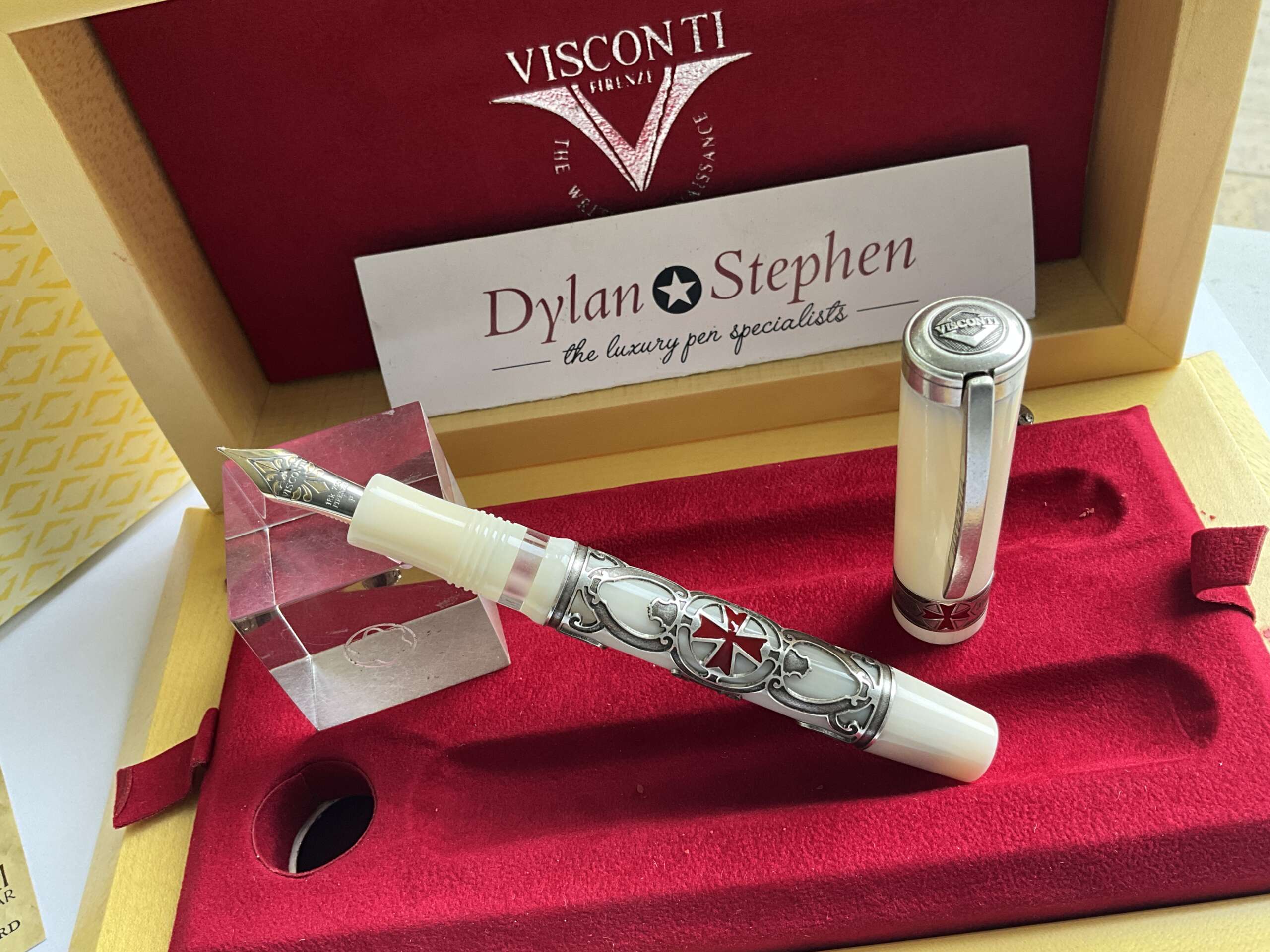 Visconti Templari The Knights Templar Limited Edition fountain pen