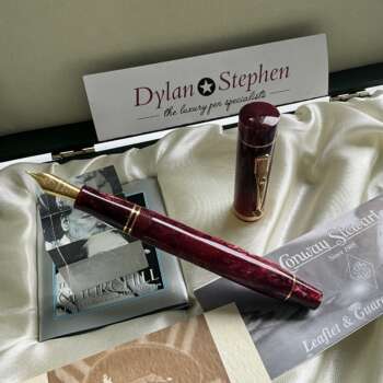 Conway Stewart Churchill Maroon Marbled Limited Edition fountain pen