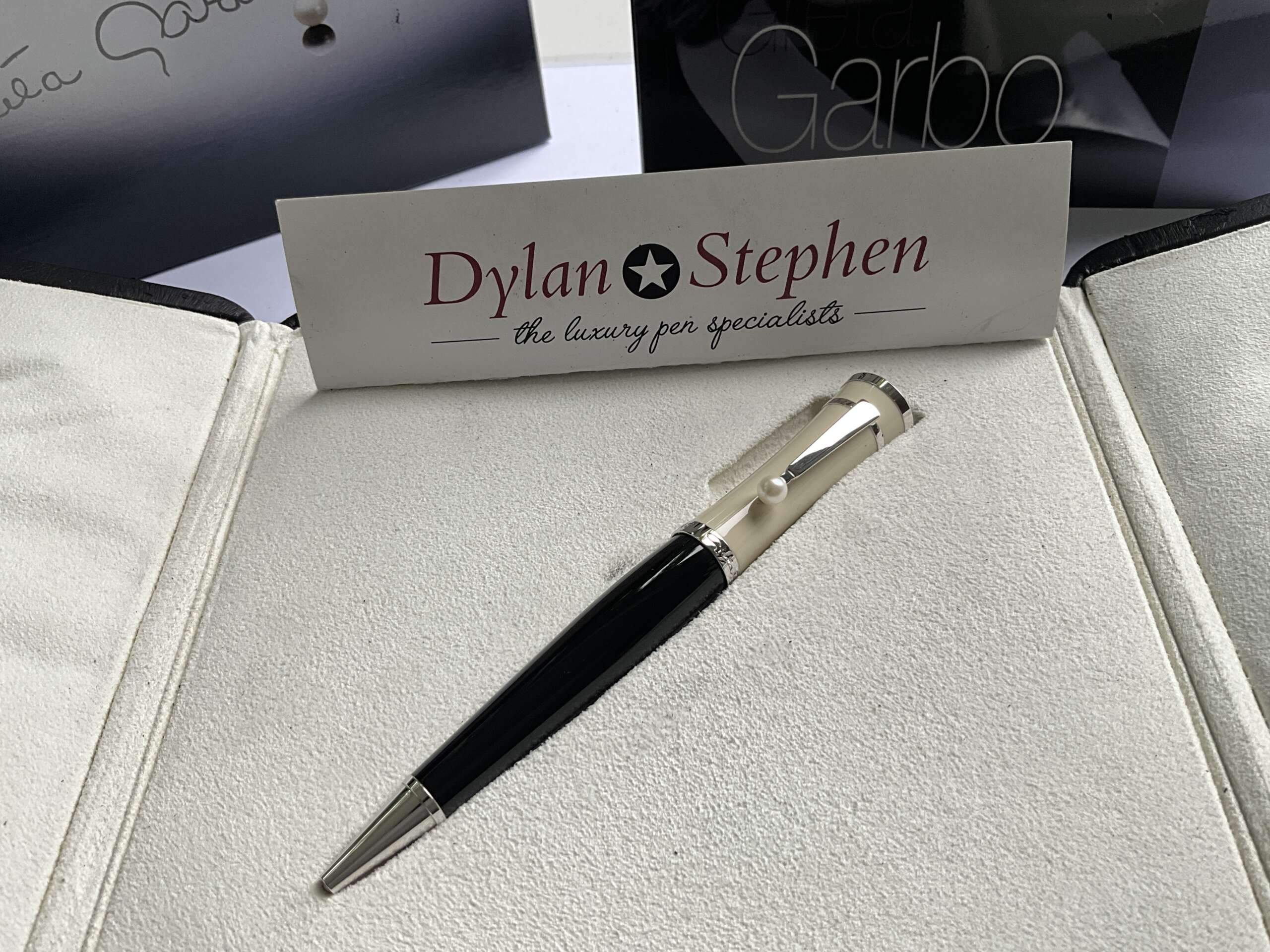 Montblanc Greta Garbo Special Edition Ballpoint Pen - Image 5