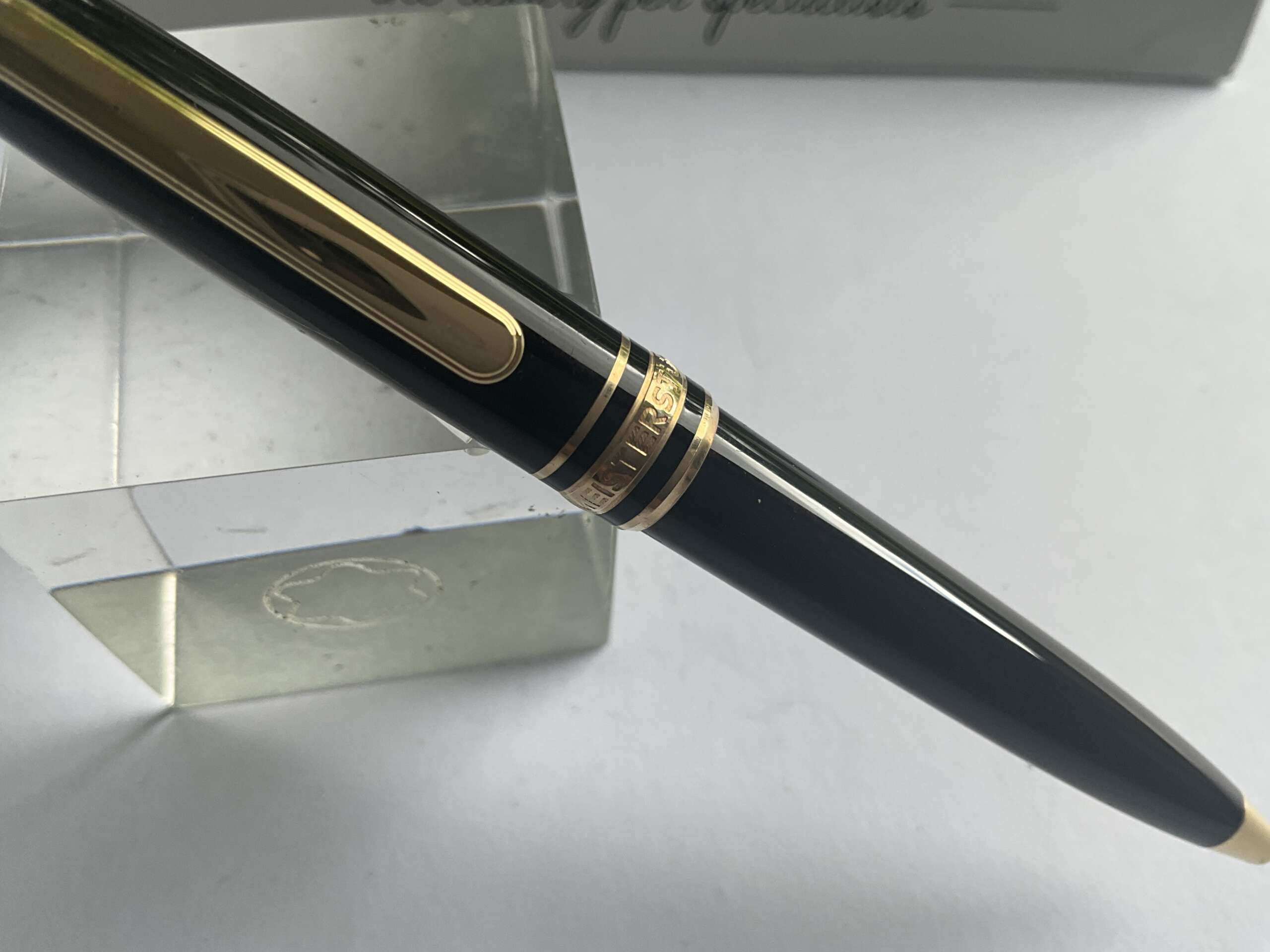 Montblanc Meisterstück Mozart Gold Line Ballpoint Pen - Image 2