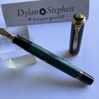 Pelikan Souveran M800 Green and Black fountain pen