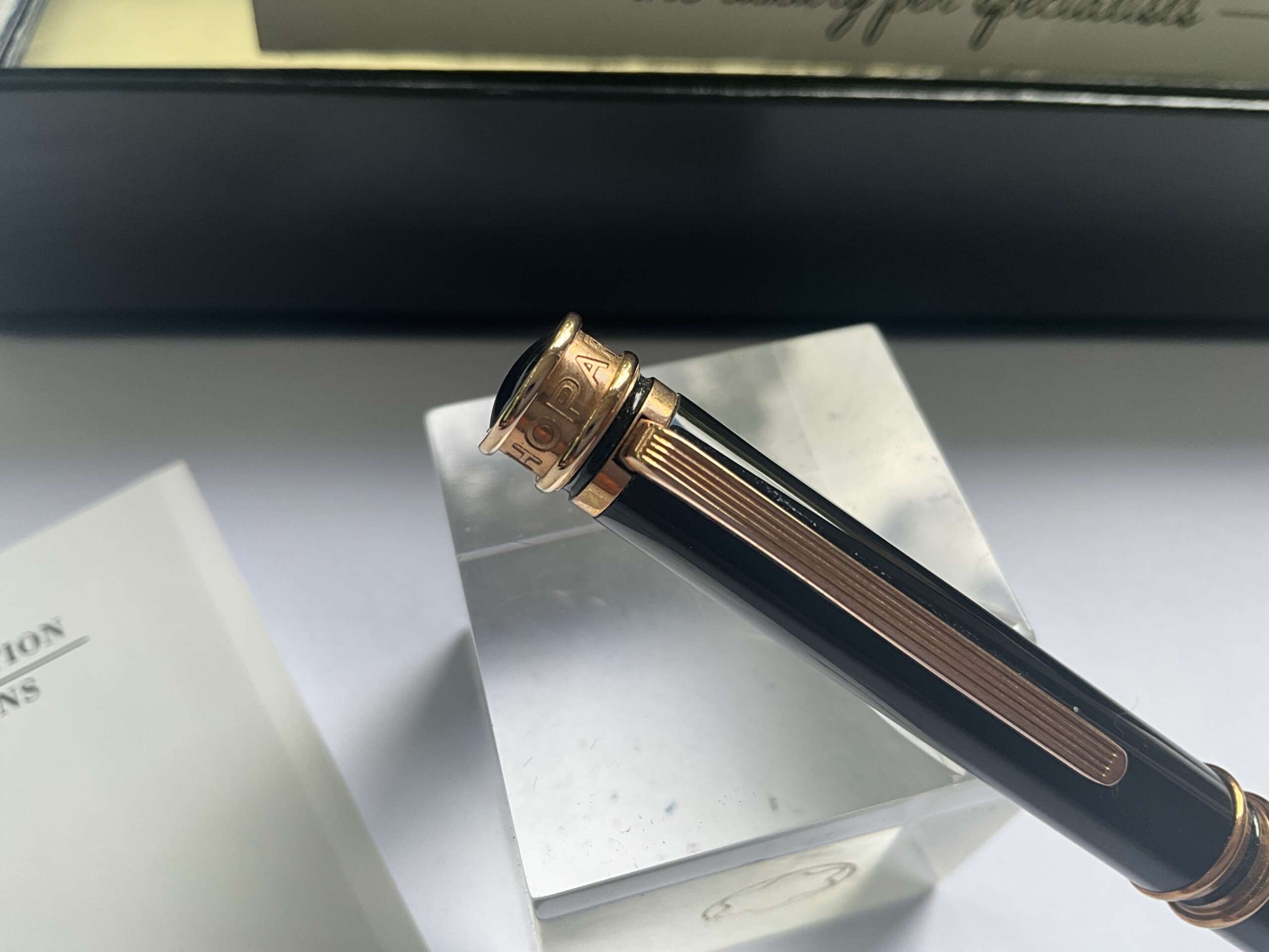 Chopard Viaggio Collection Black and rose gold Ballpoint Pen - Image 2