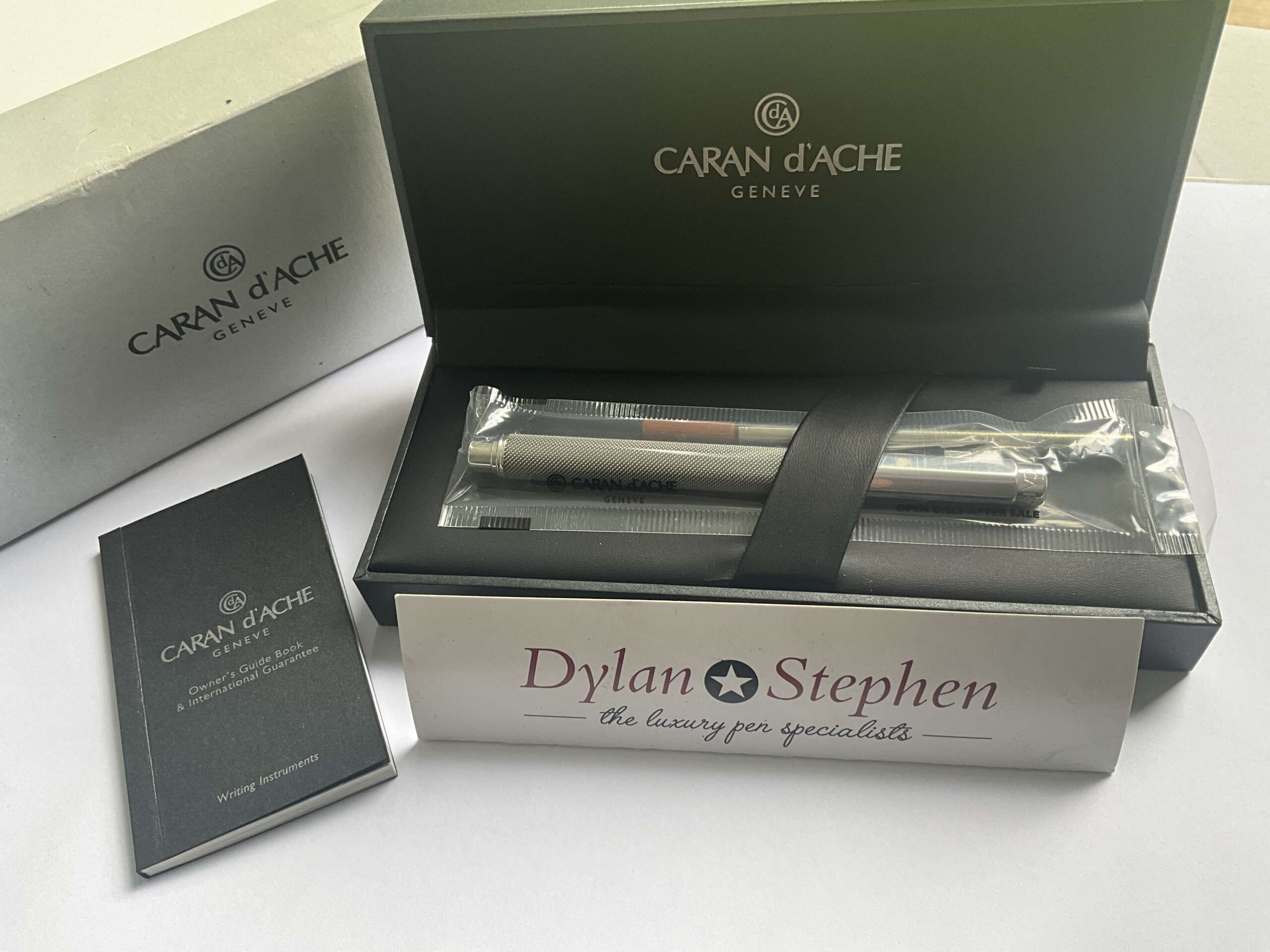 Caran d'Ache Varius Ivanhoe Metal Rollerball Pen - Image 5