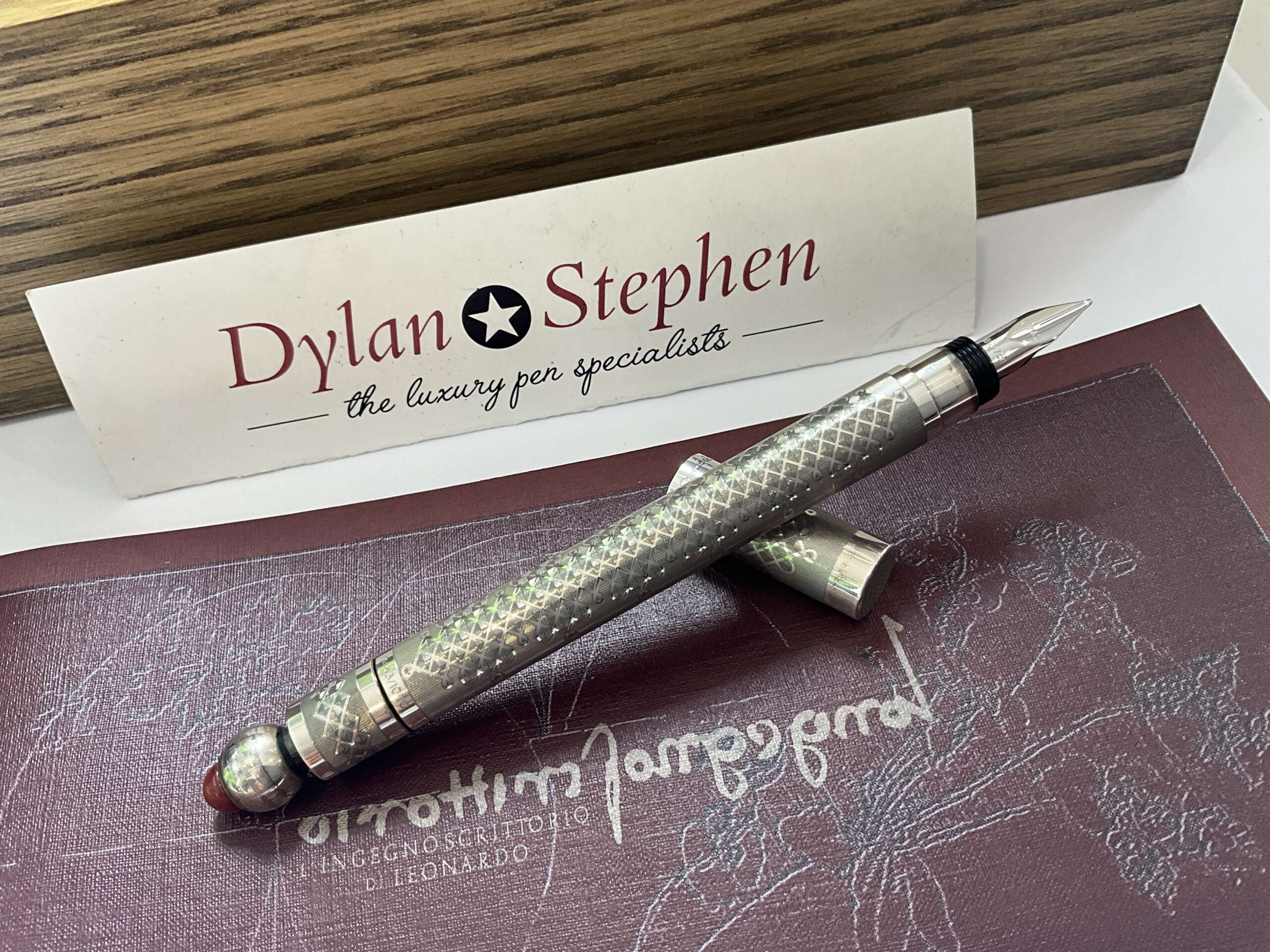Omas L' Ingegno Scrittorio Di Leonardo Sterling Silver Limited Edition fountain pen - Image 3