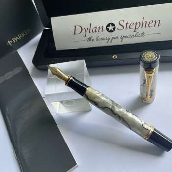 Parker Duofold Centennial Pearl and black fountain pen