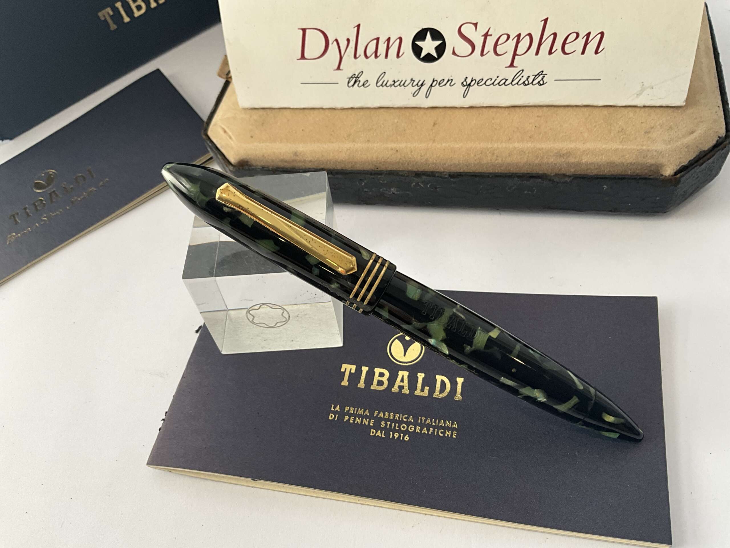 Tibaldi Modello 60 Green Celluloid Limited Edition fountain pen - Image 7