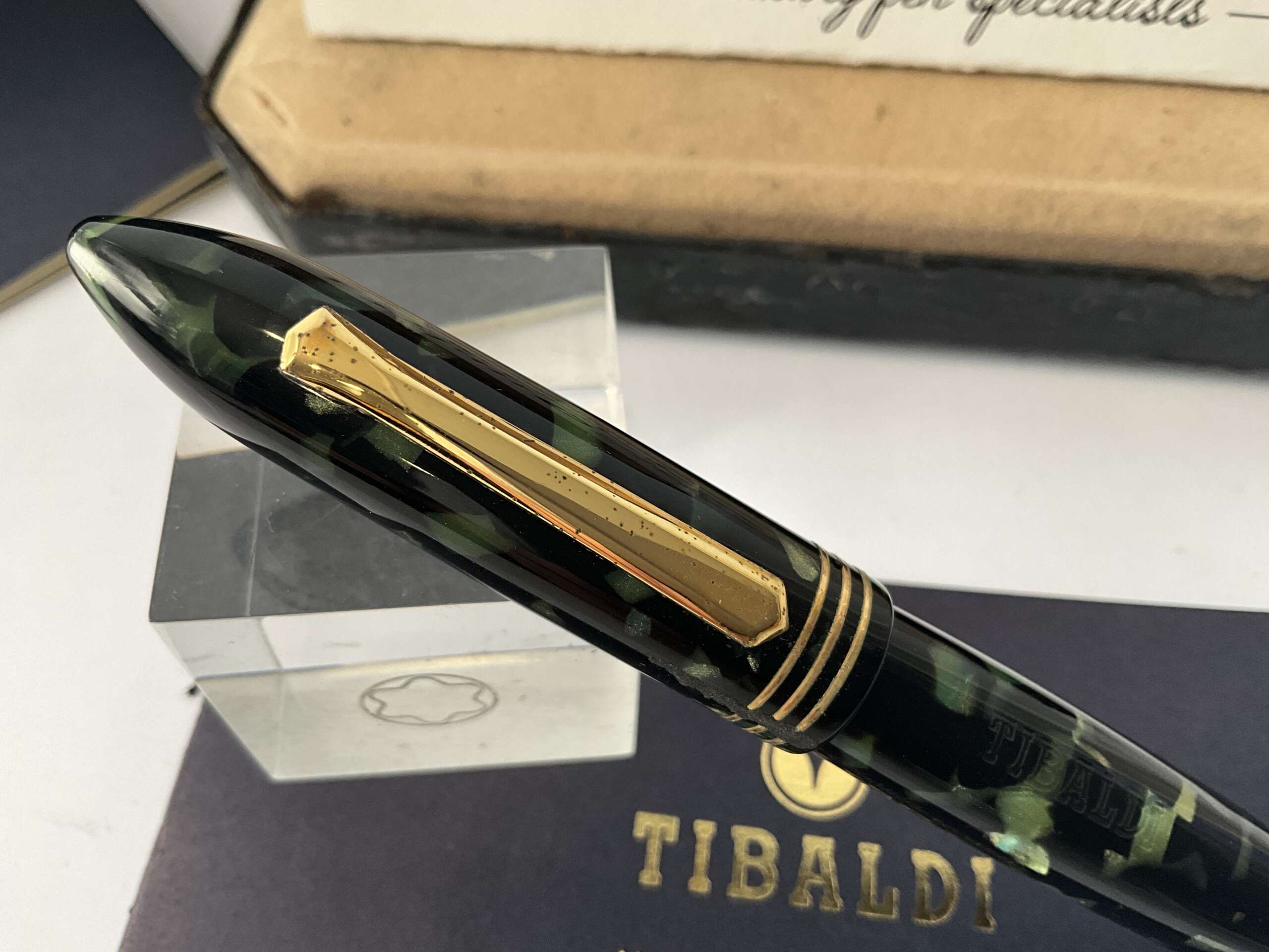 Tibaldi Modello 60 Green Celluloid Limited Edition fountain pen - Image 5