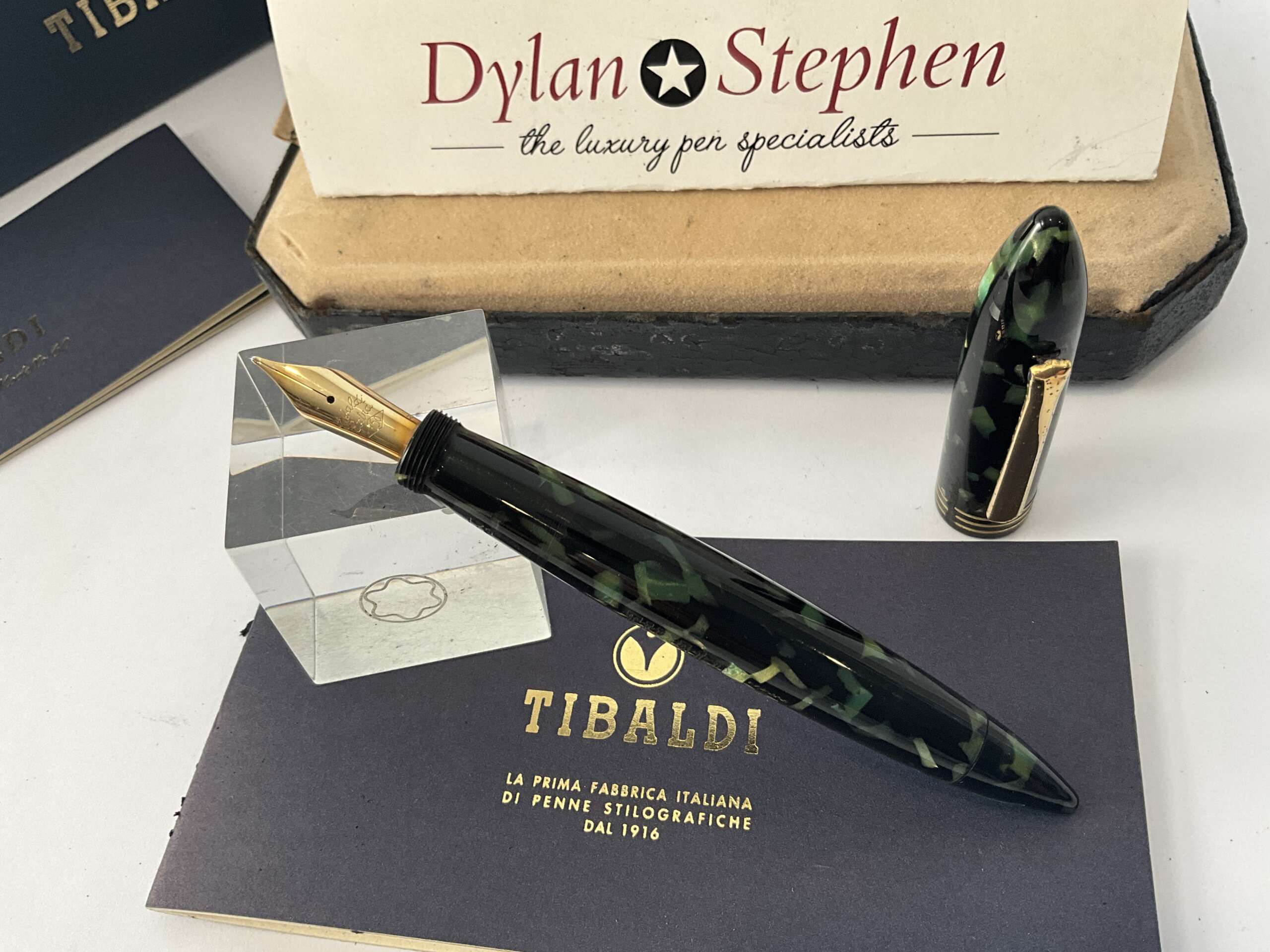 Tibaldi Modello 60 Green Celluloid Limited Edition fountain pen - Image 6