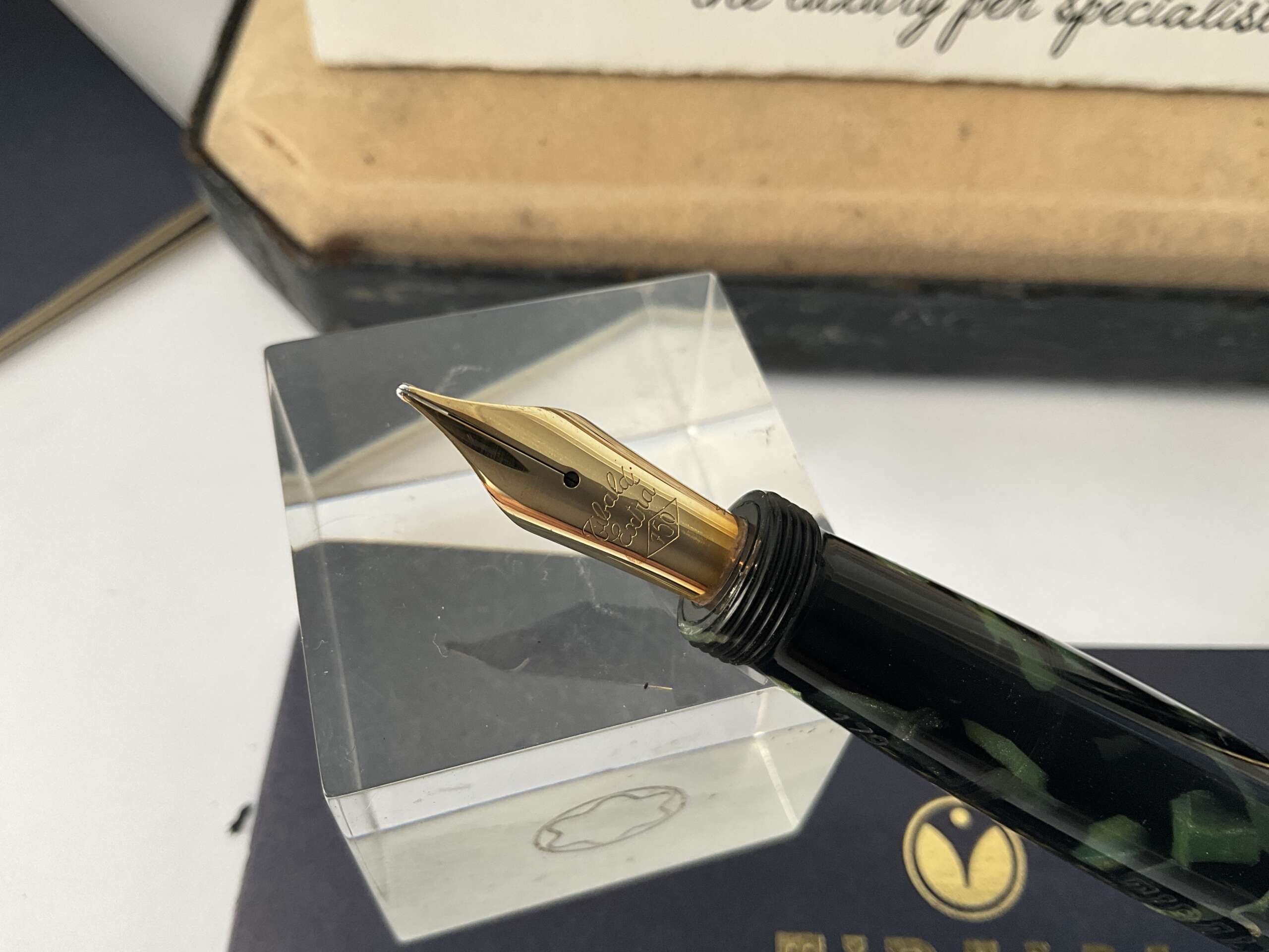 Tibaldi Modello 60 Green Celluloid Limited Edition fountain pen - Image 2
