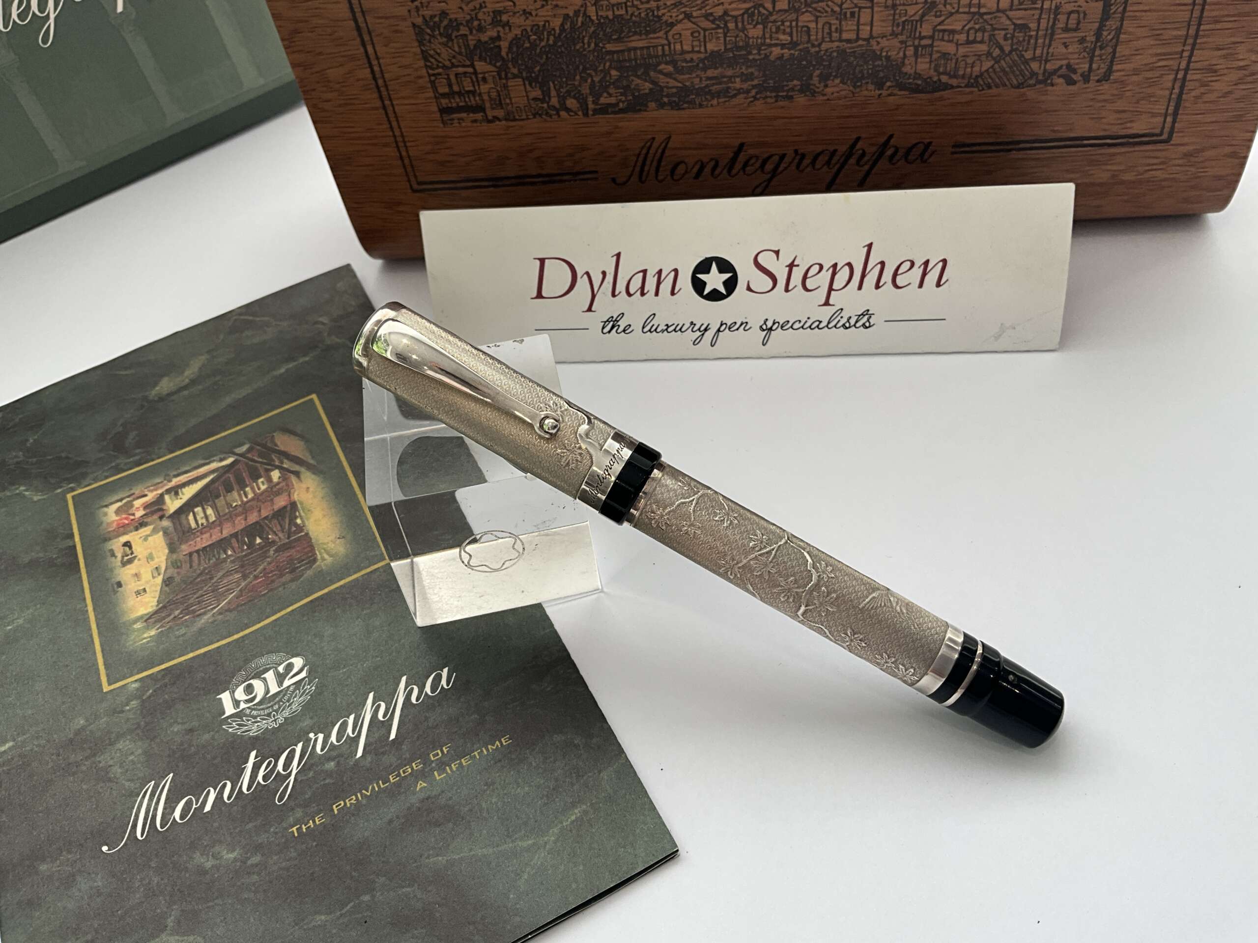 Montegrappa Cosmopolitan Japanese Sterling Silver Limited Edition fountain pen - Image 7