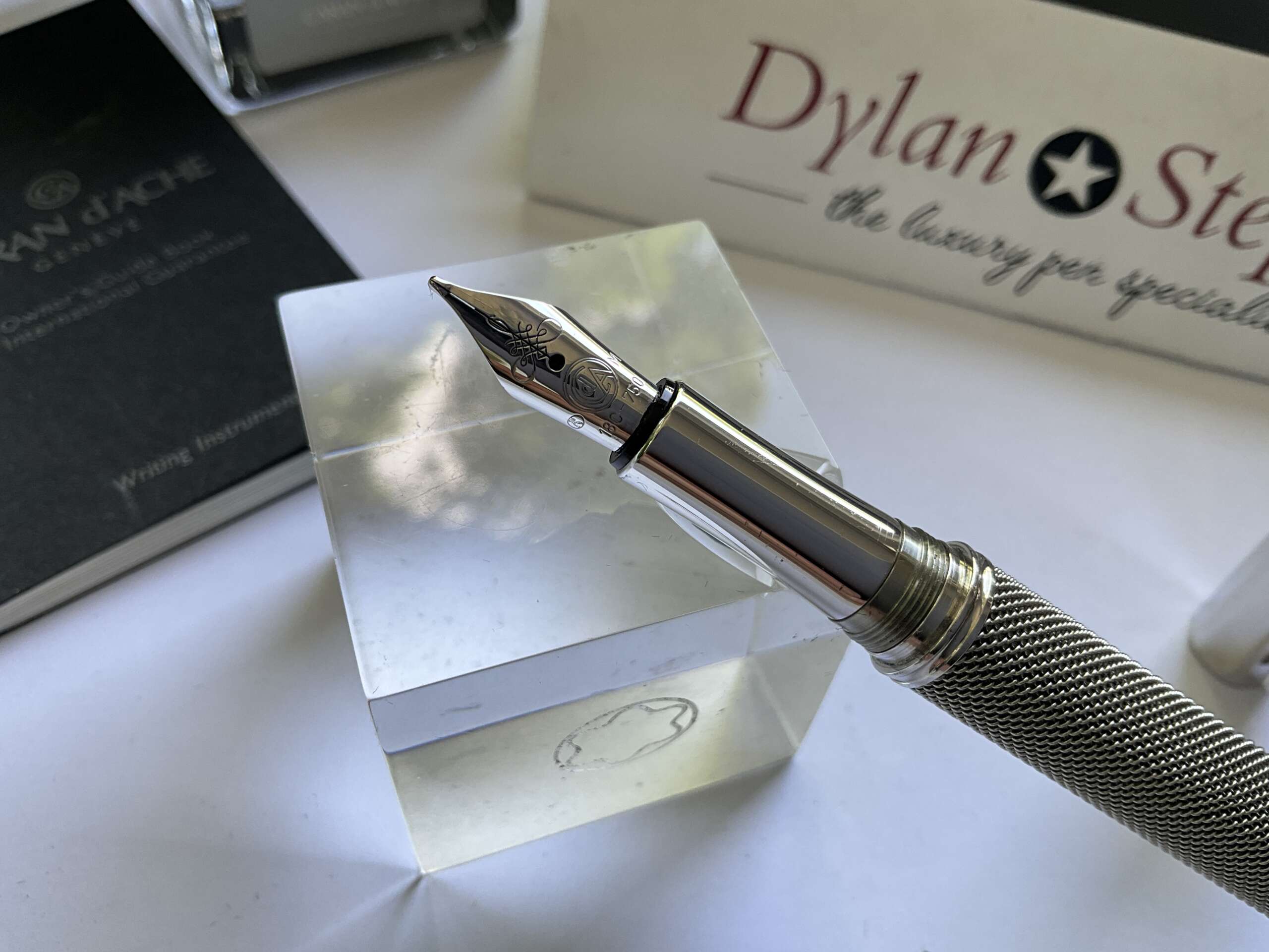 Caran d'Ache Varius Ivanhoe Metal Fountain Pen Set - Image 2