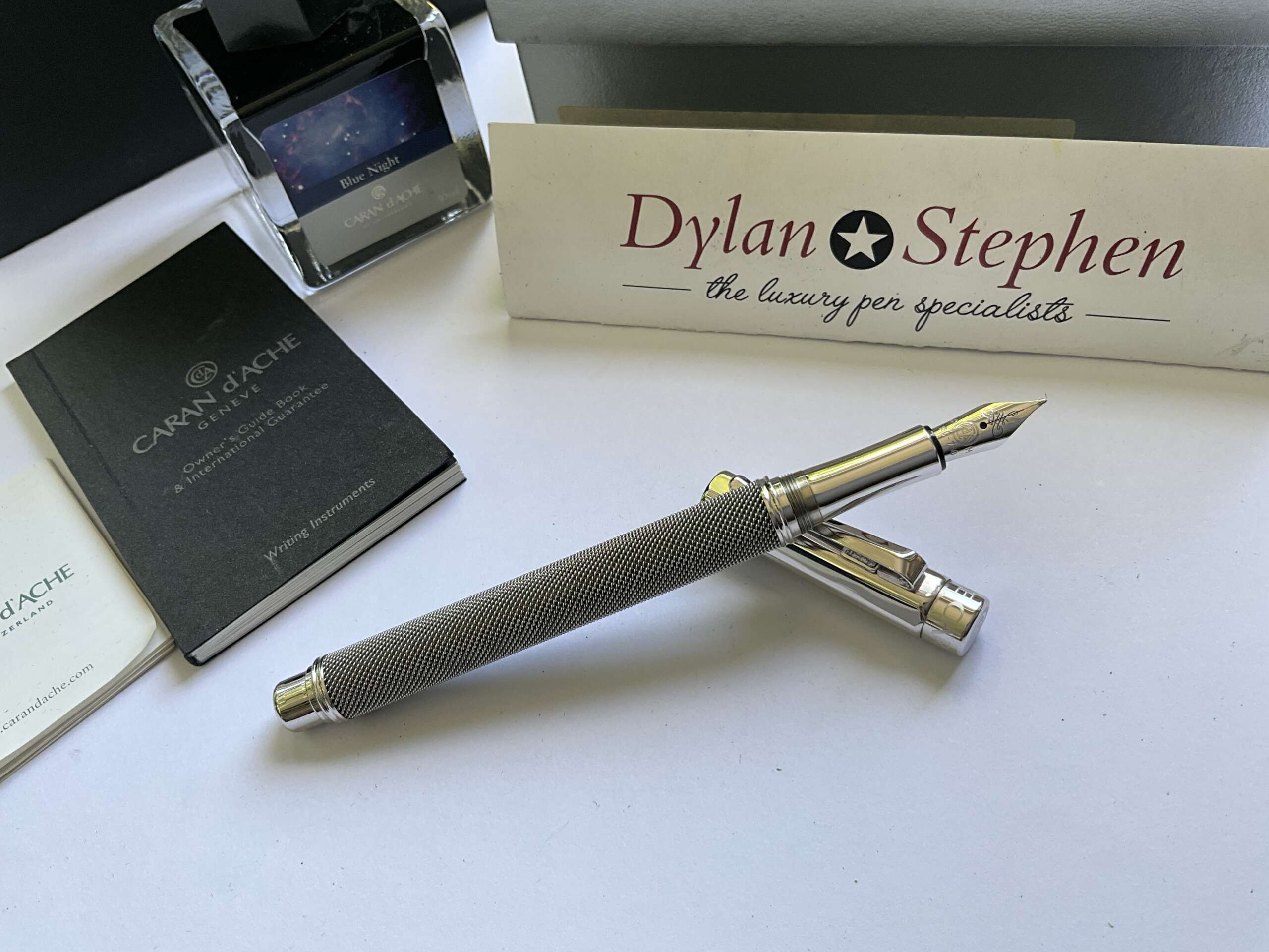 Caran d'Ache Varius Ivanhoe Metal Fountain Pen Set - Image 3