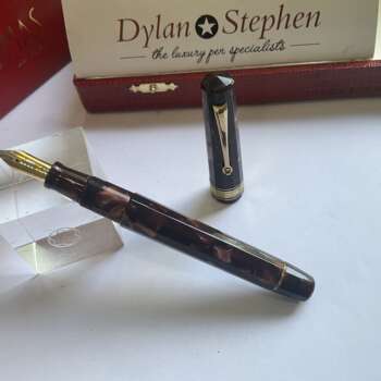 Omas Extra Maroon Paragon Celluloid 1991 fountain pen