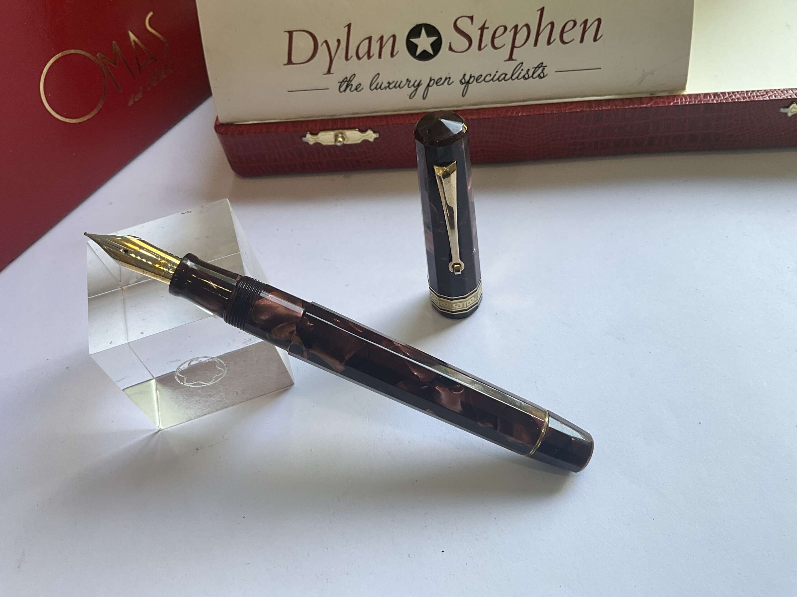 Omas Extra Maroon Paragon Celluloid 1991 fountain pen