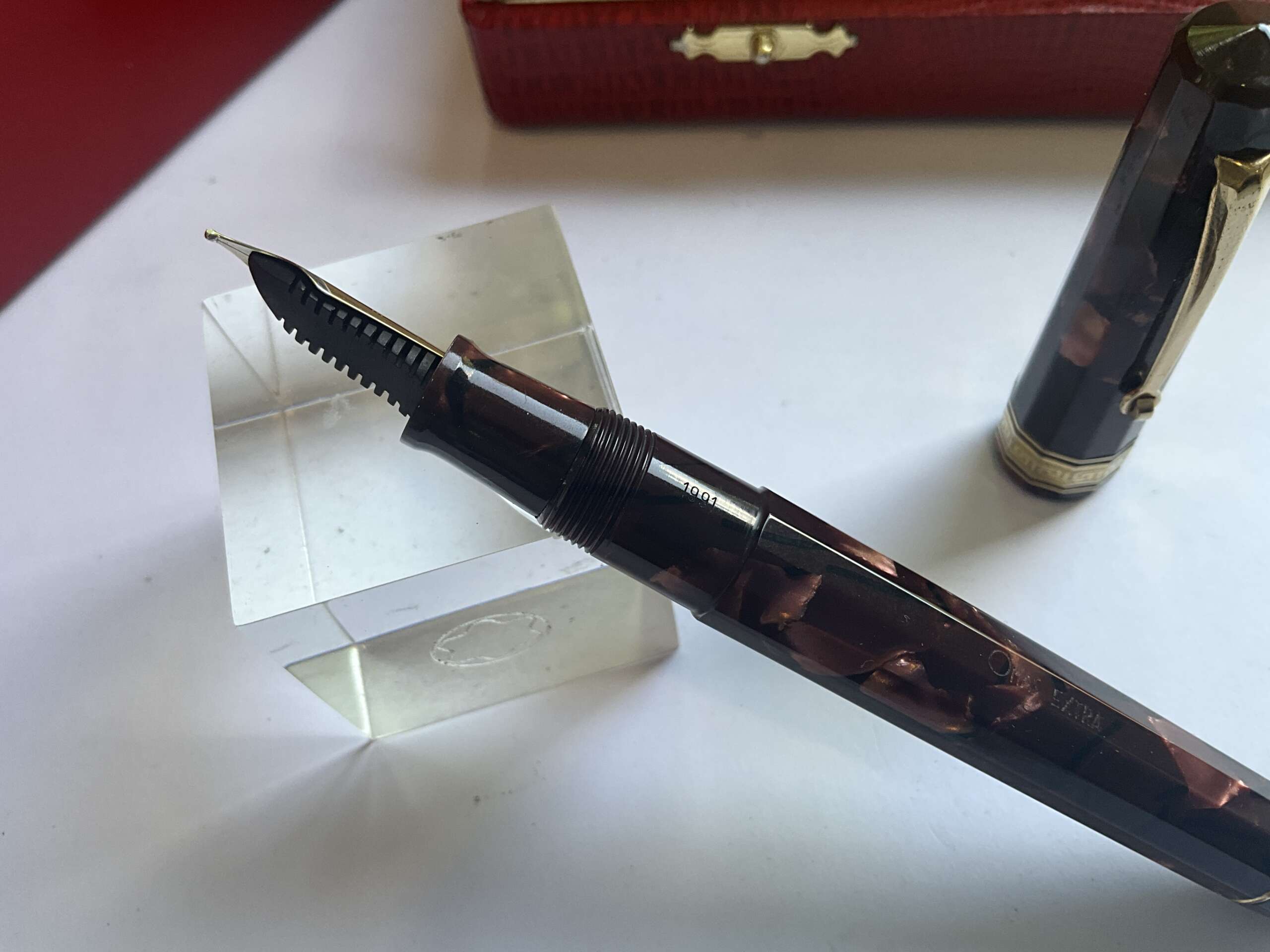 Omas Extra Maroon Paragon Celluloid 1991 fountain pen - Image 5