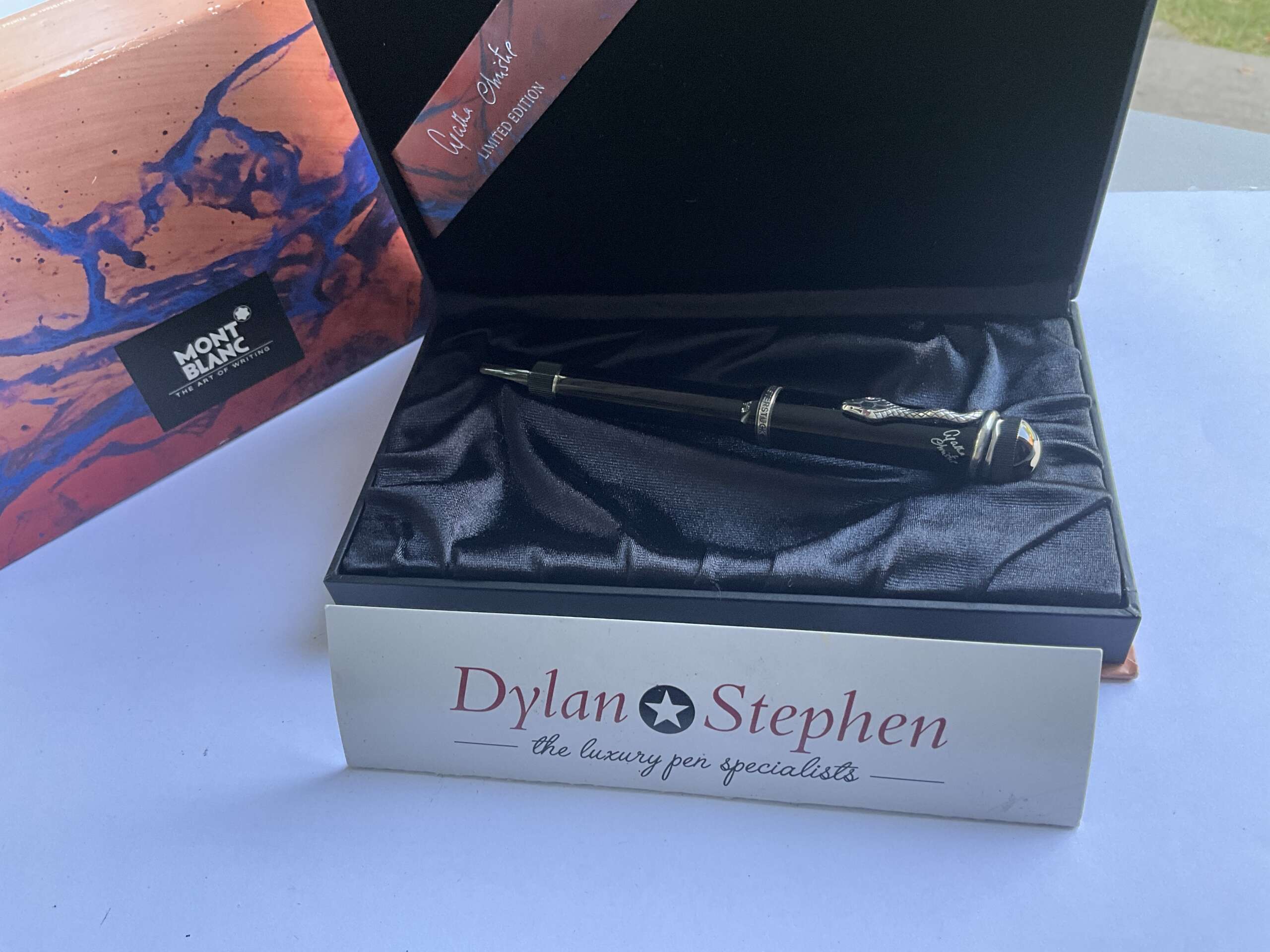 Montblanc Meisterstuck Writers Limited Edition Agatha Christie Fountain Pen - Image 9