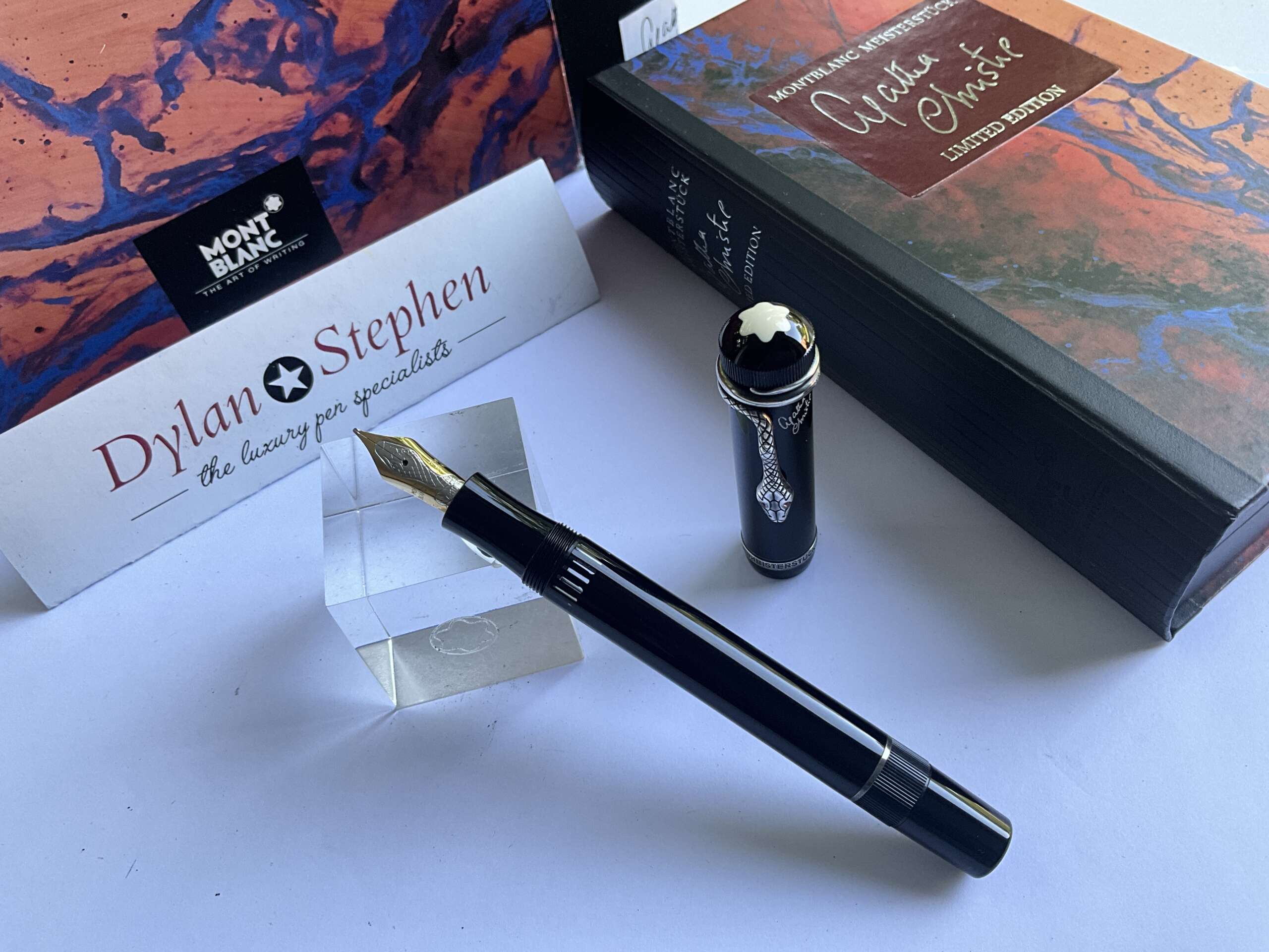 Montblanc Meisterstuck Writers Limited Edition Agatha Christie Fountain Pen