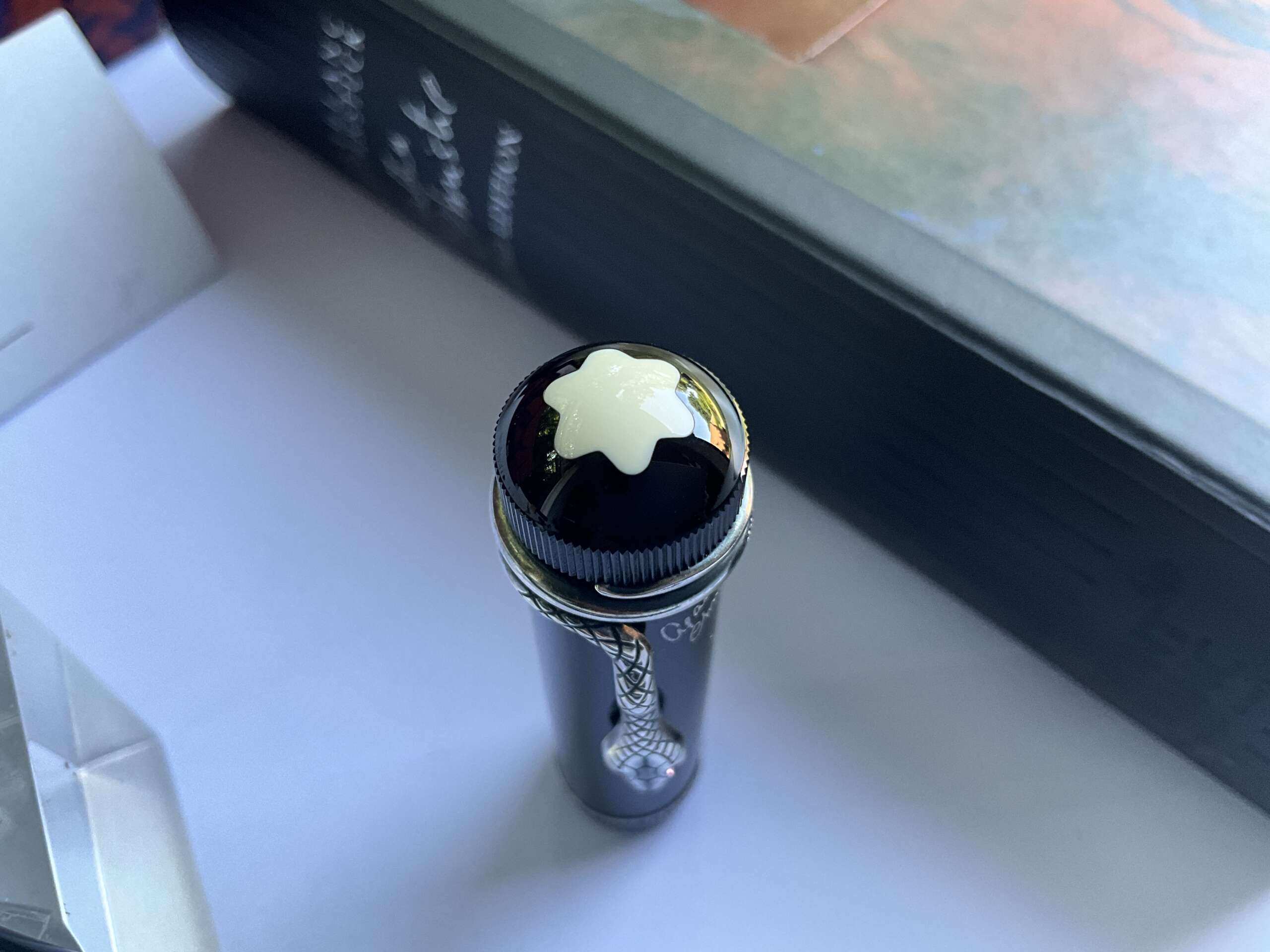 Montblanc Meisterstuck Writers Limited Edition Agatha Christie Fountain Pen - Image 3