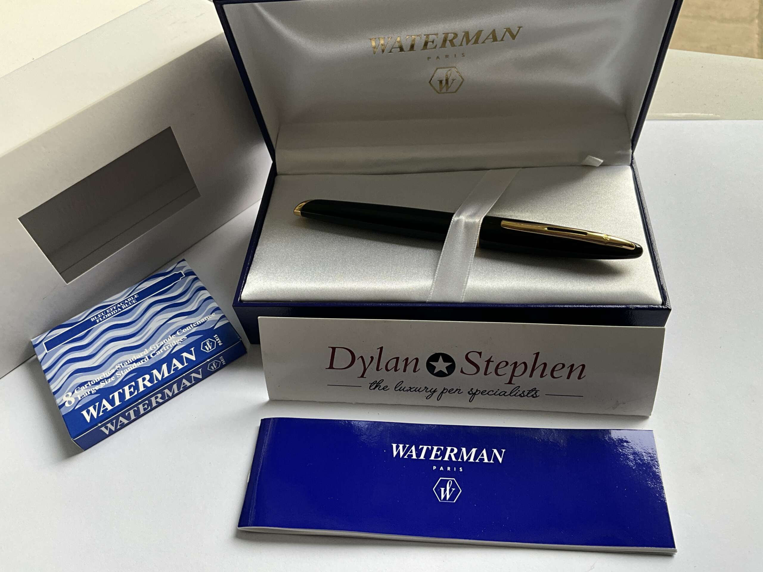 Waterman Carene Black and Gold Fountain Pen - Image 5