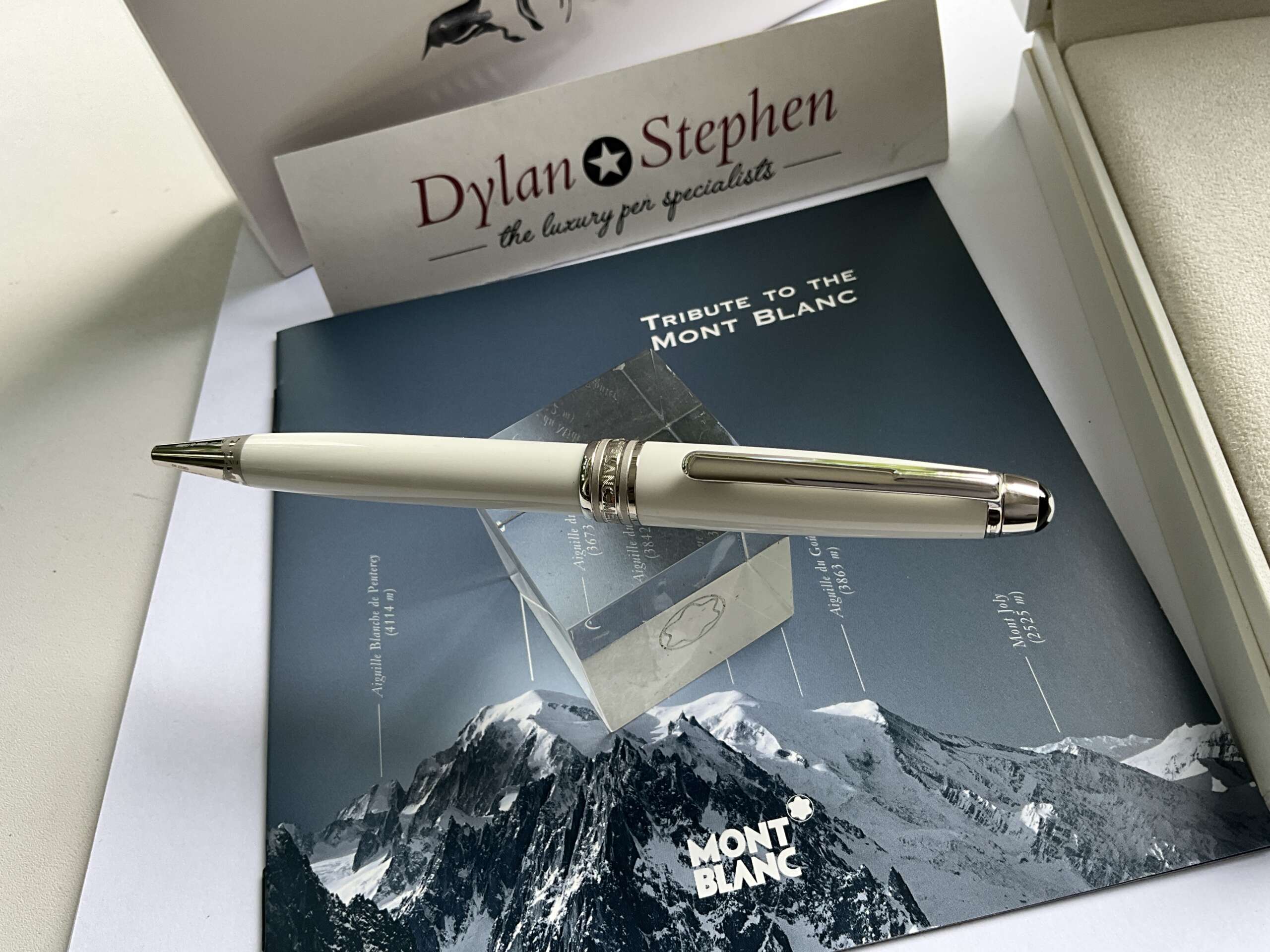 Montblanc Meisterstuck Tribute to Mont Blanc Special Edition Classique Ballpoint Pen - Image 4