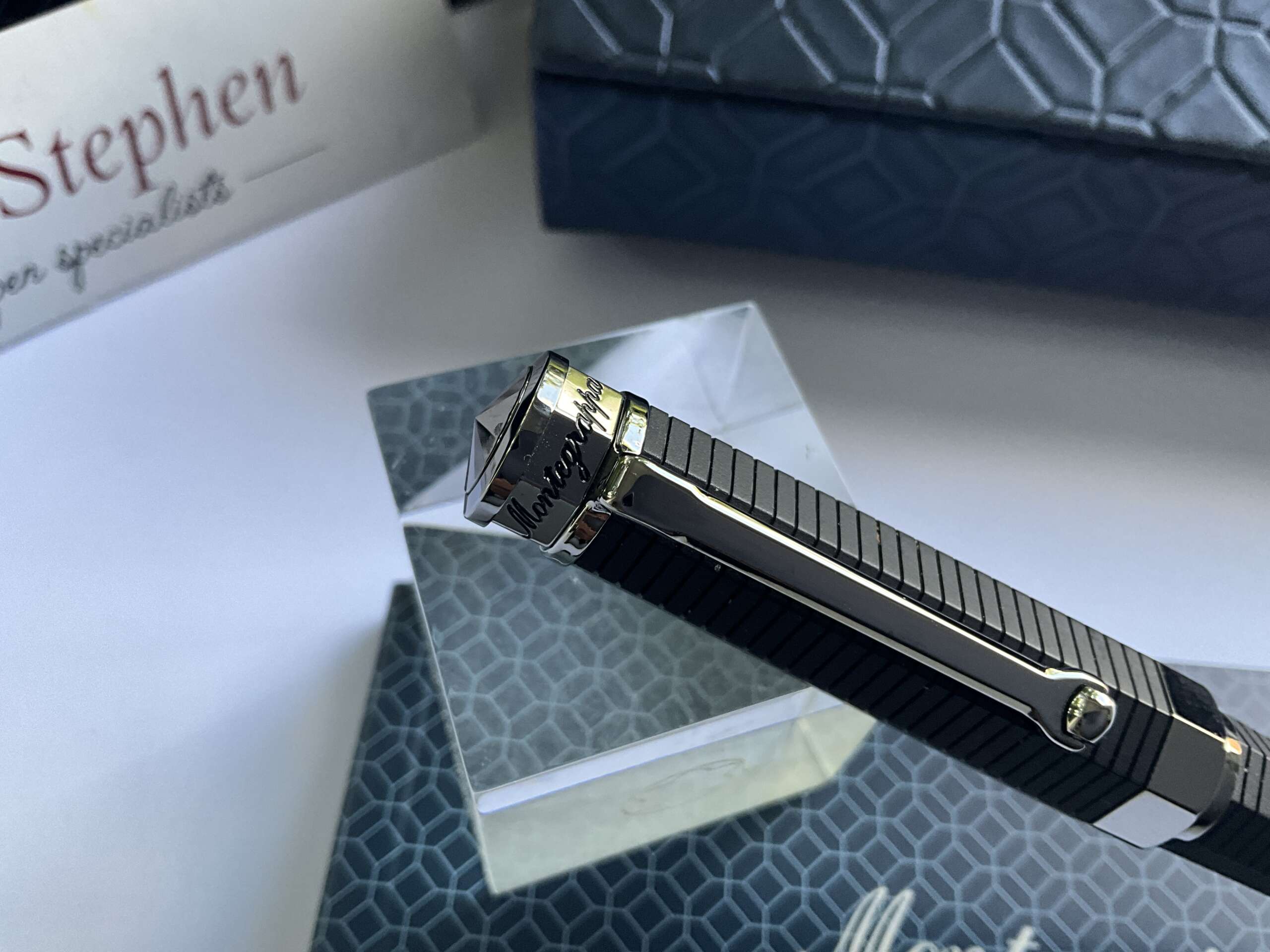 Montegrappa Nerouno Linea Black Ballpoint Pen - Image 2