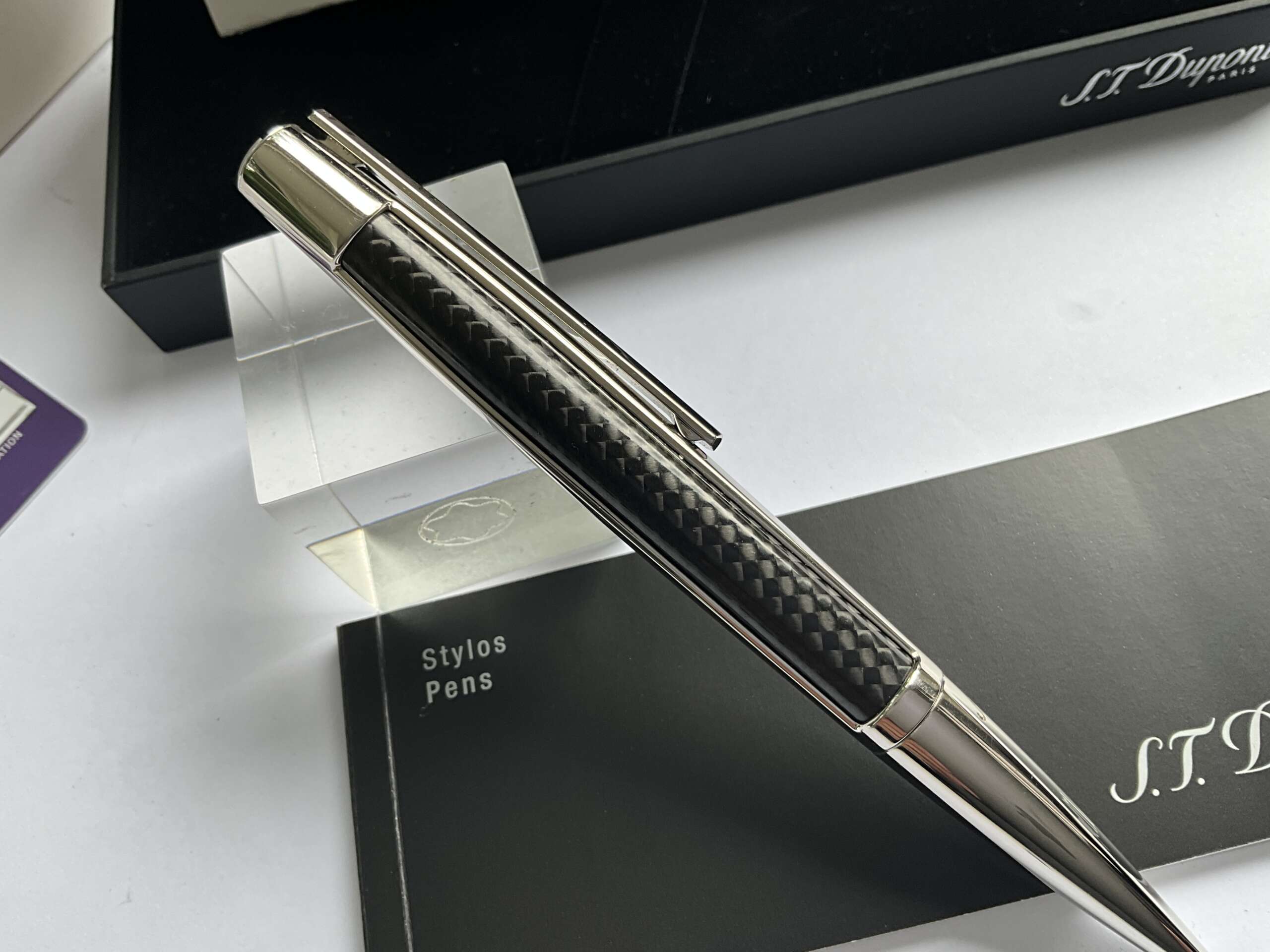 ST DuPont Defi Carbon Fiber Ballpoint Pen - Image 3