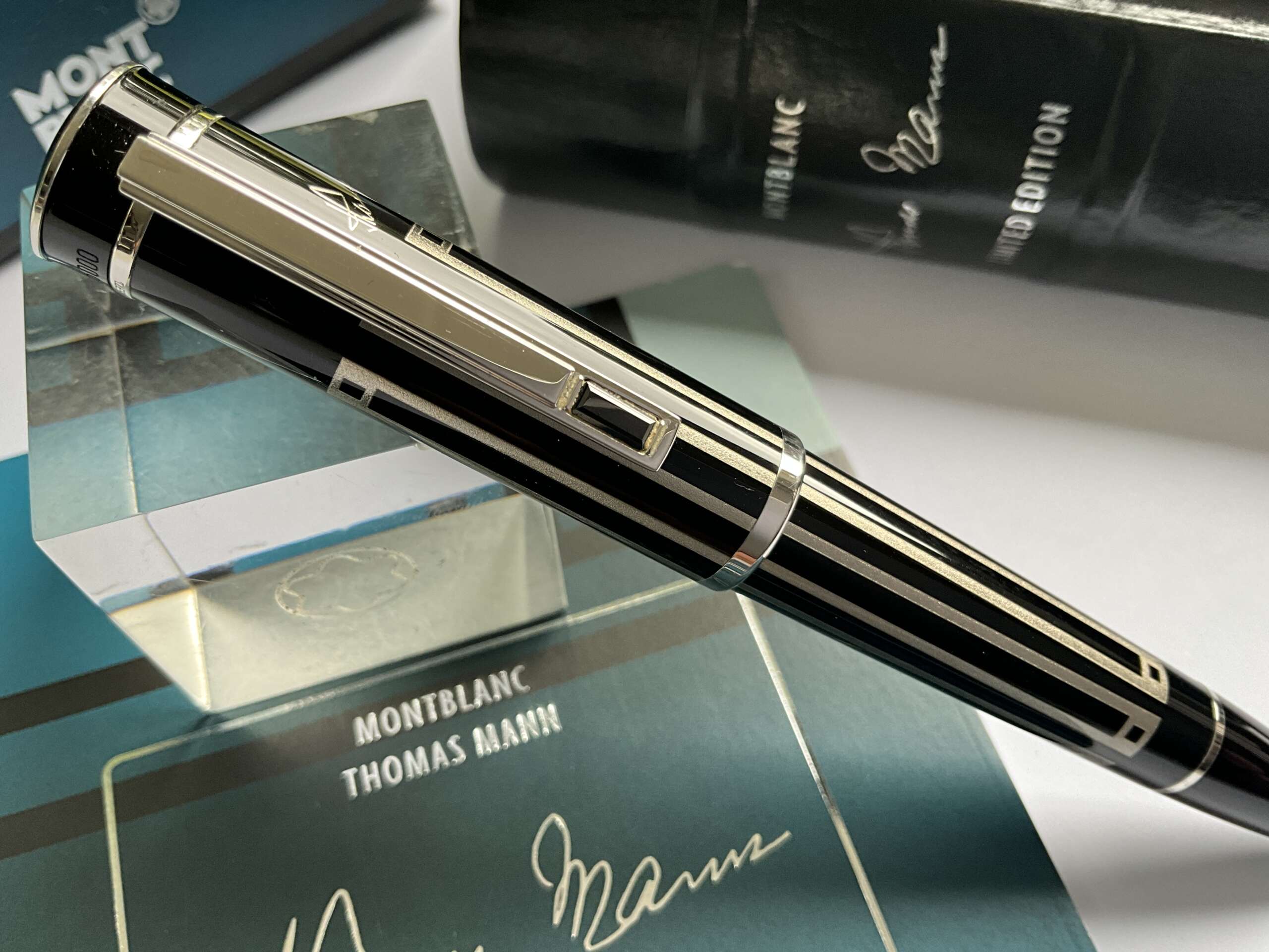Montblanc writers limited edition Thomas Mann Ballpoint Pen - Image 3