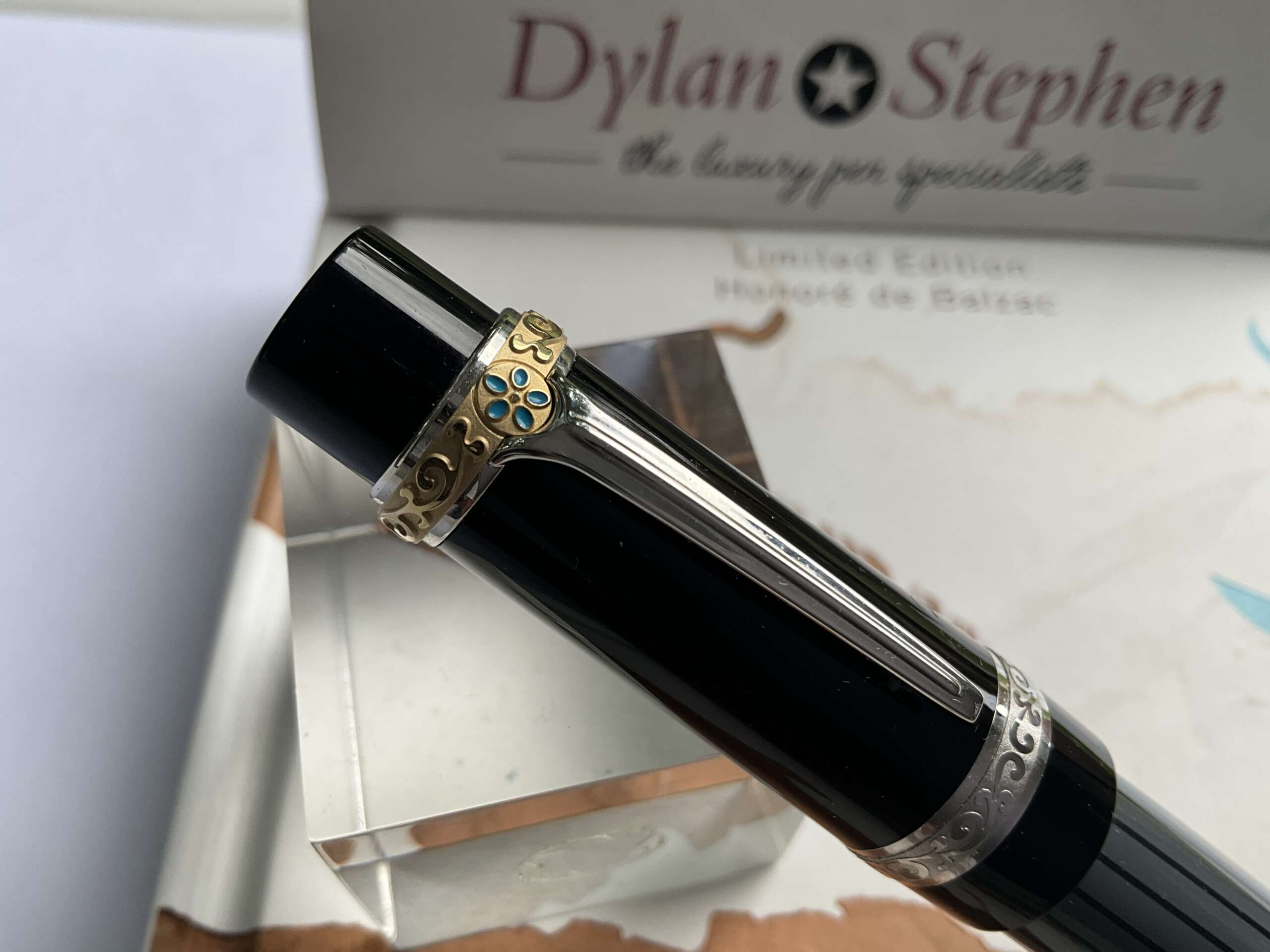 Montblanc Writers Limited Edition Honore de Balzac Ballpoint Pen - Image 3