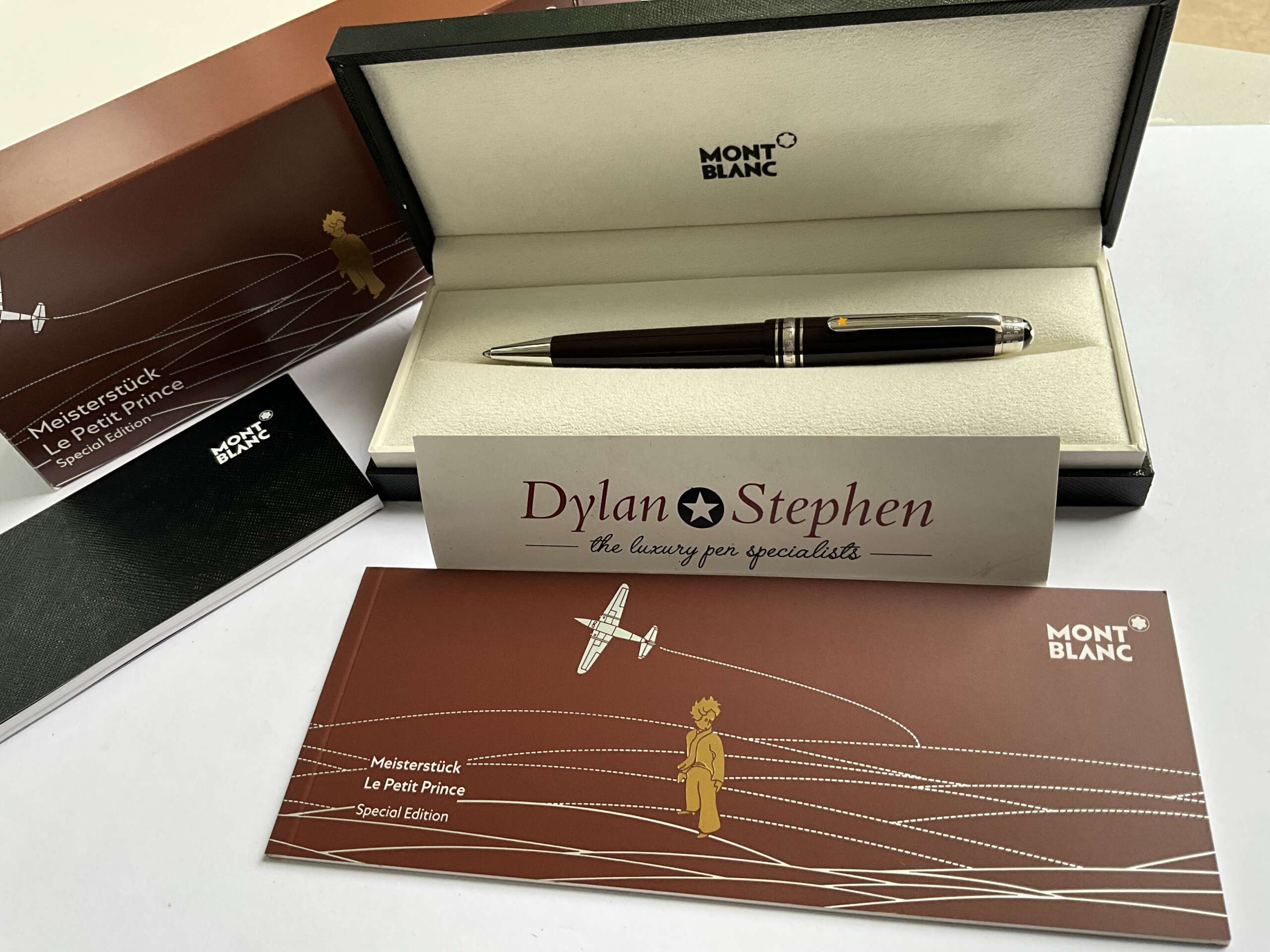 Montblanc Meisterstuck Le Petite Prince & Aviator Mid Size Ballpoint Pen - Image 5