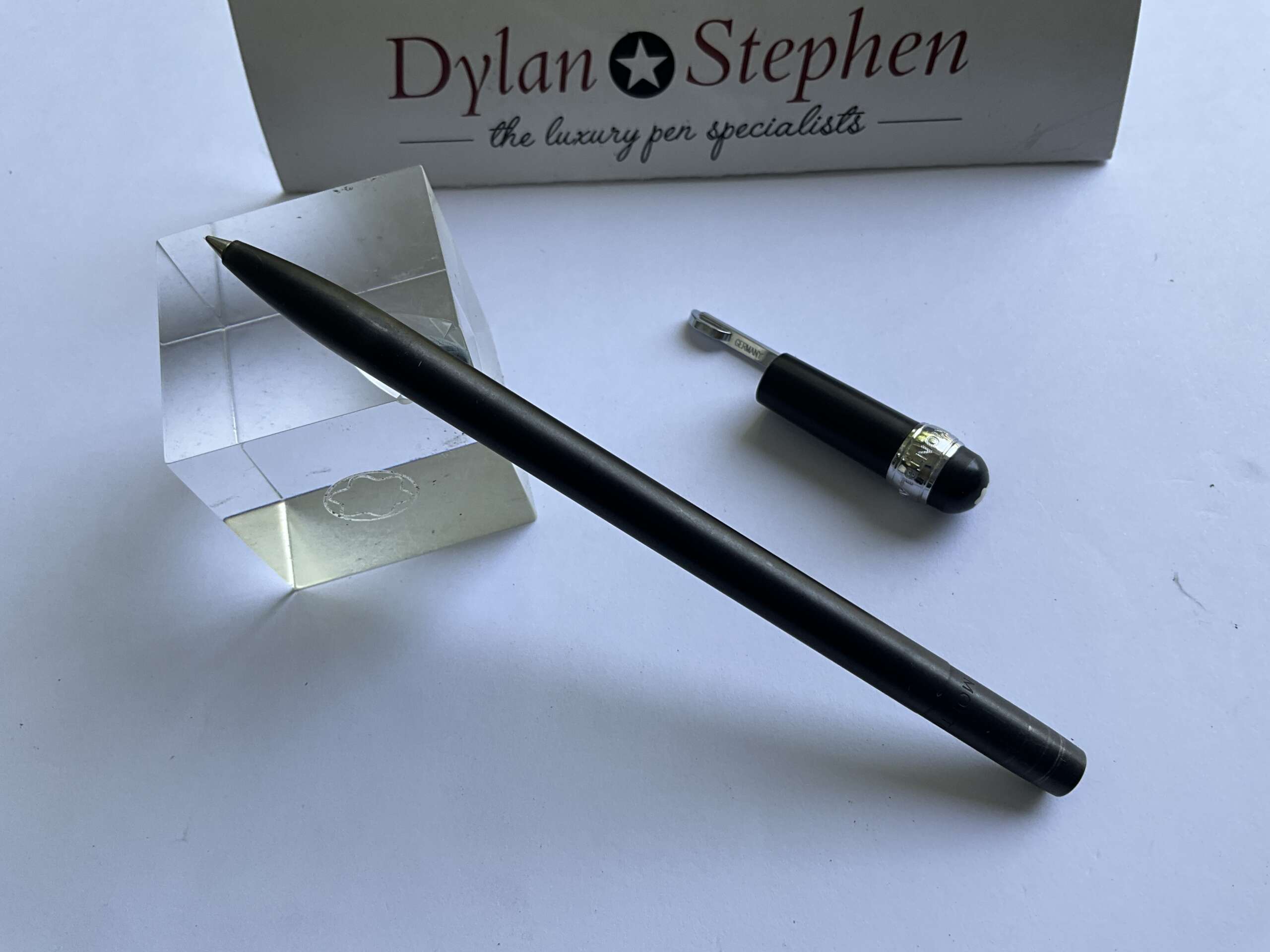 Montblanc Scenium Slimline Steel Rollerball Pen - Image 4