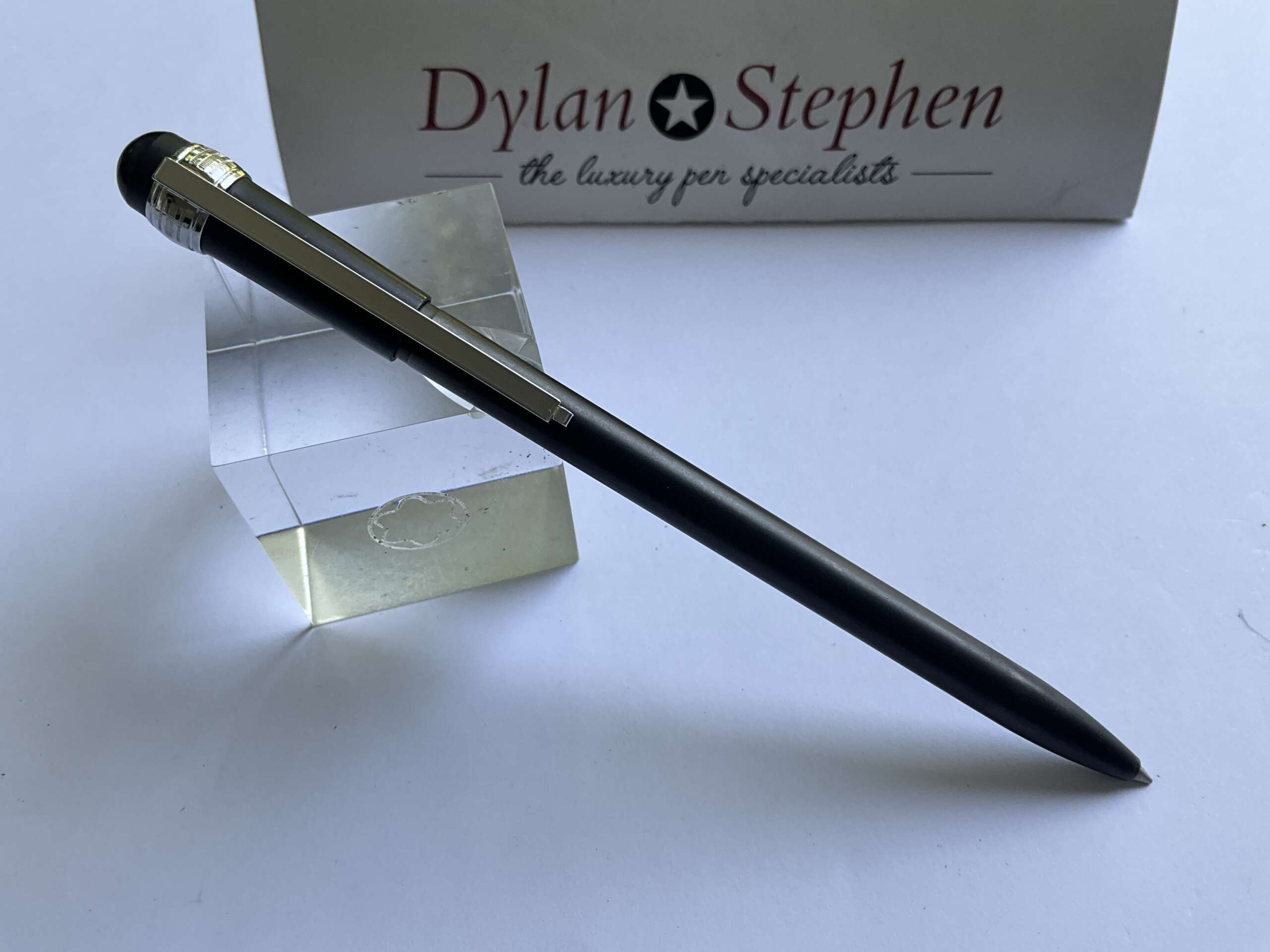 Montblanc Scenium Slimline Steel Rollerball Pen - Image 3