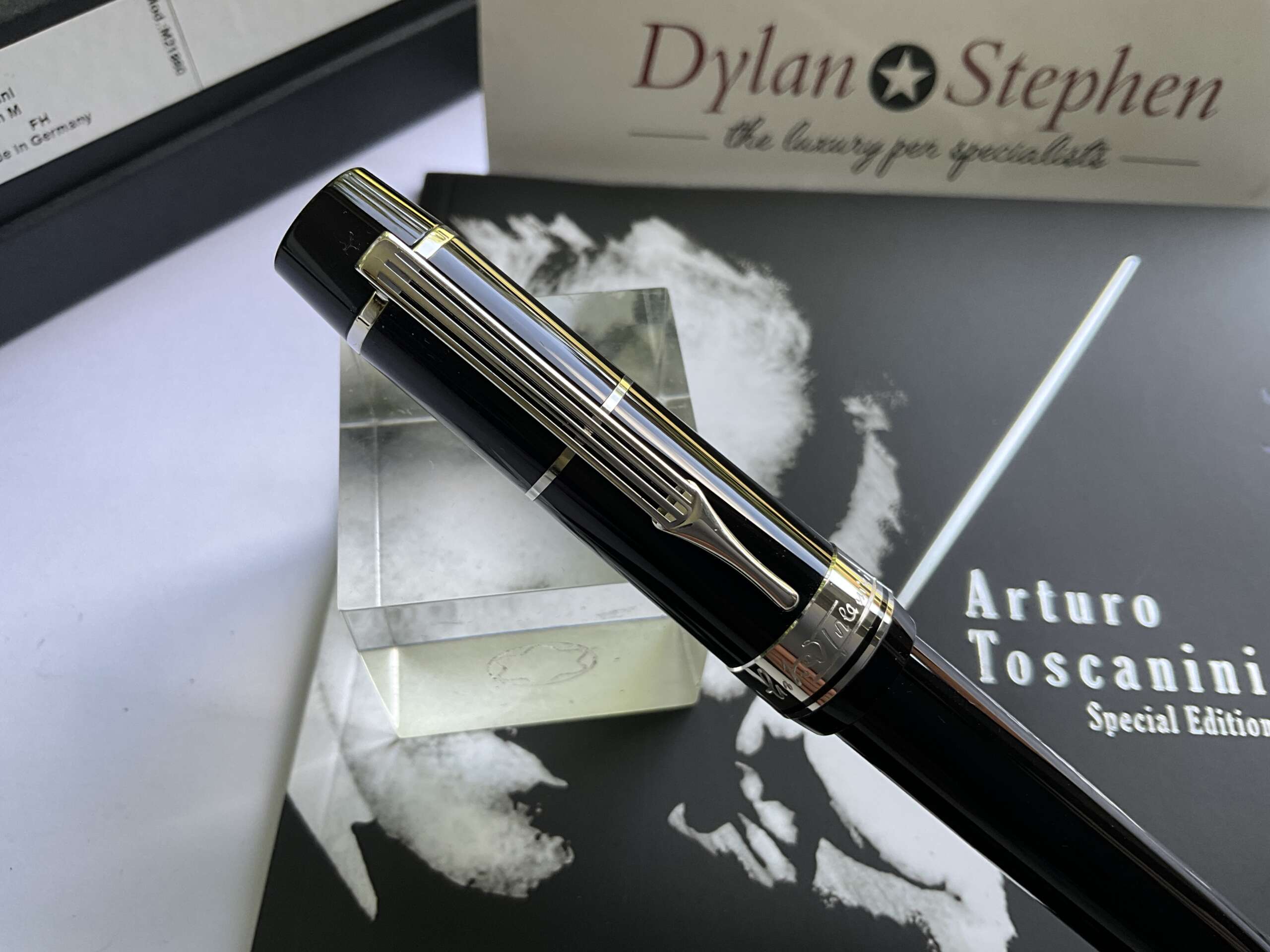 Montblanc Meisterstuck Arturo Toscanini Donation Special Edition Fountain Pen - Image 4
