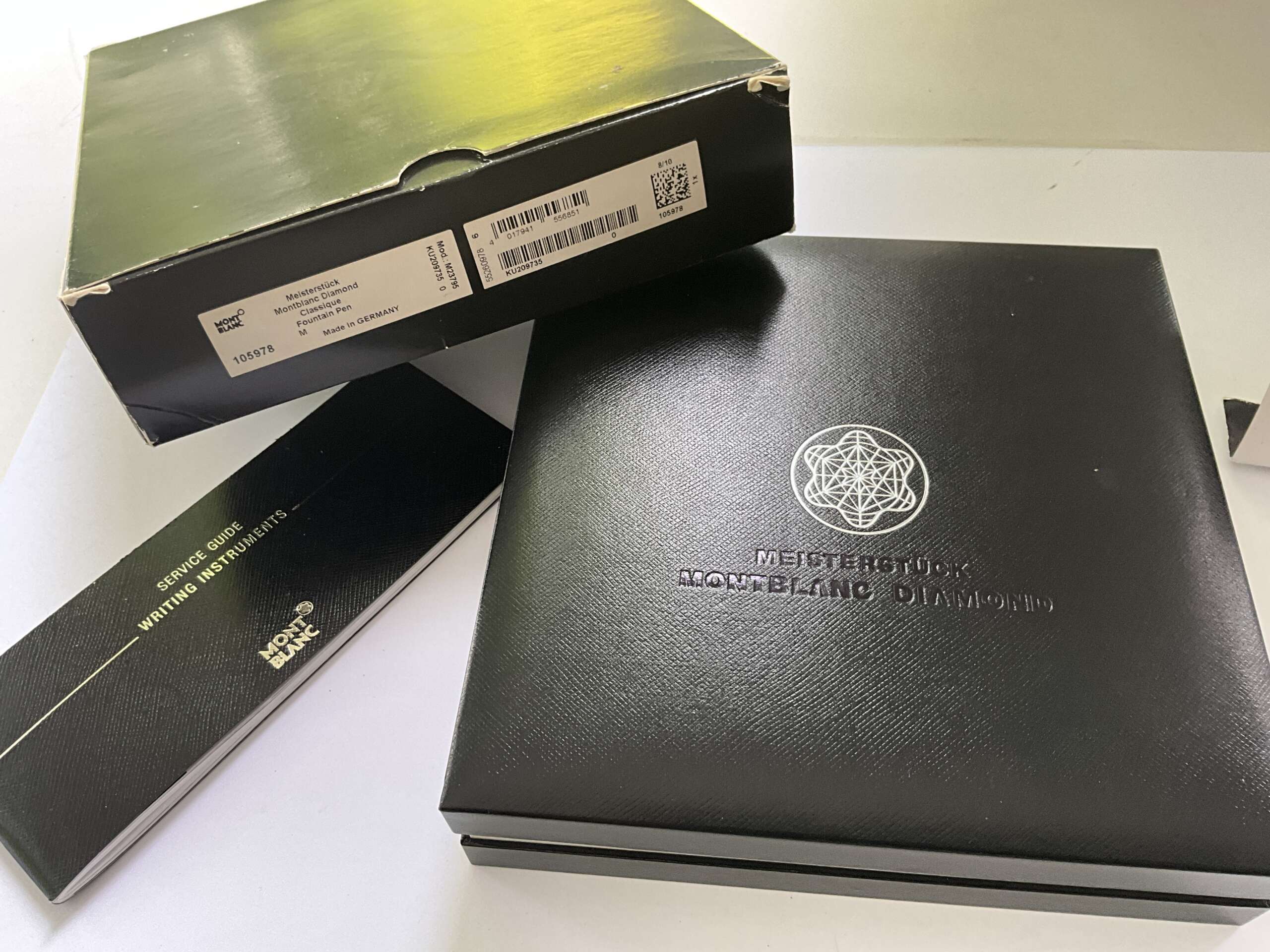 Montblanc Meisterstuck Diamond Special Edition Classique Fountain Pen - Image 8