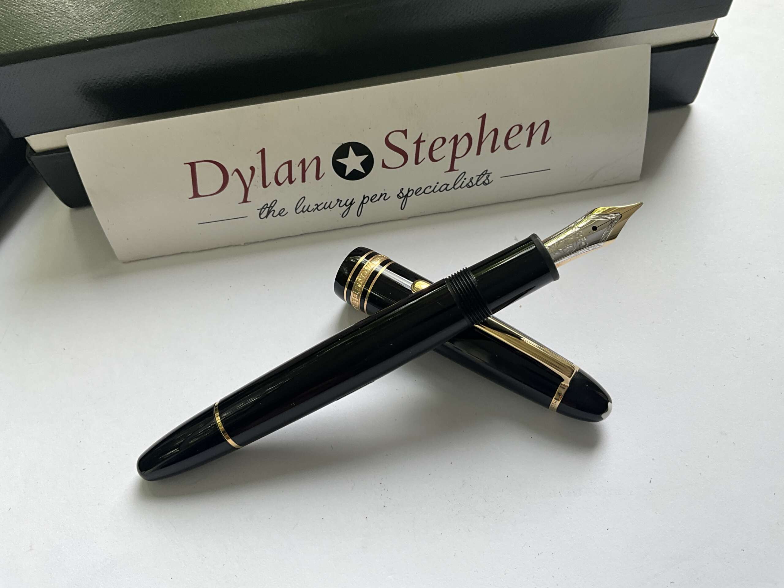 Montblanc Meisterstuck 147 Legrand Traveller Gold Line Fountain Pen - Image 4