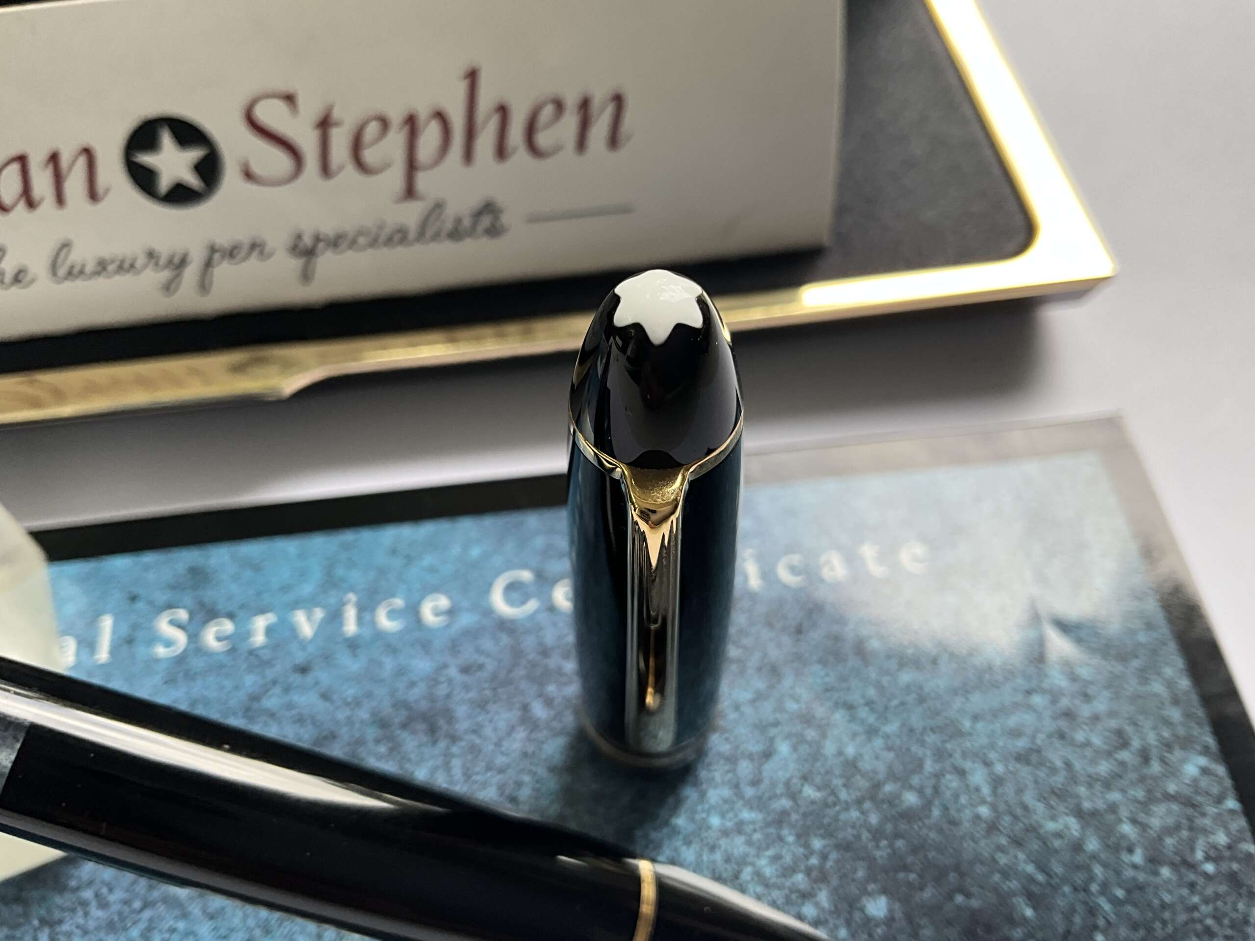 Montblanc Meisterstuck 146 Legrand Gold Line Fountain Pen - Image 2