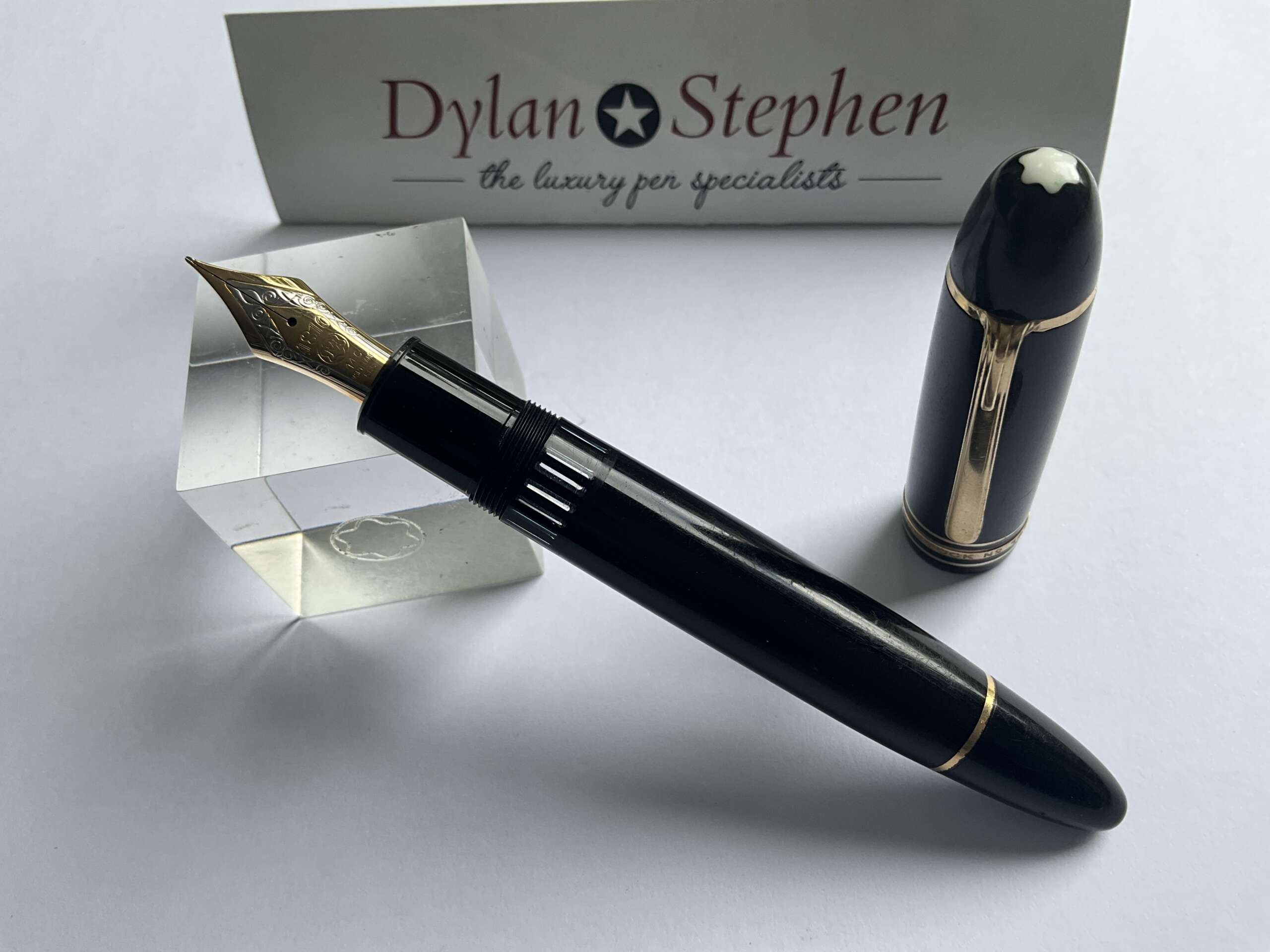 Montblanc Meisterstuck 149 fountain pen