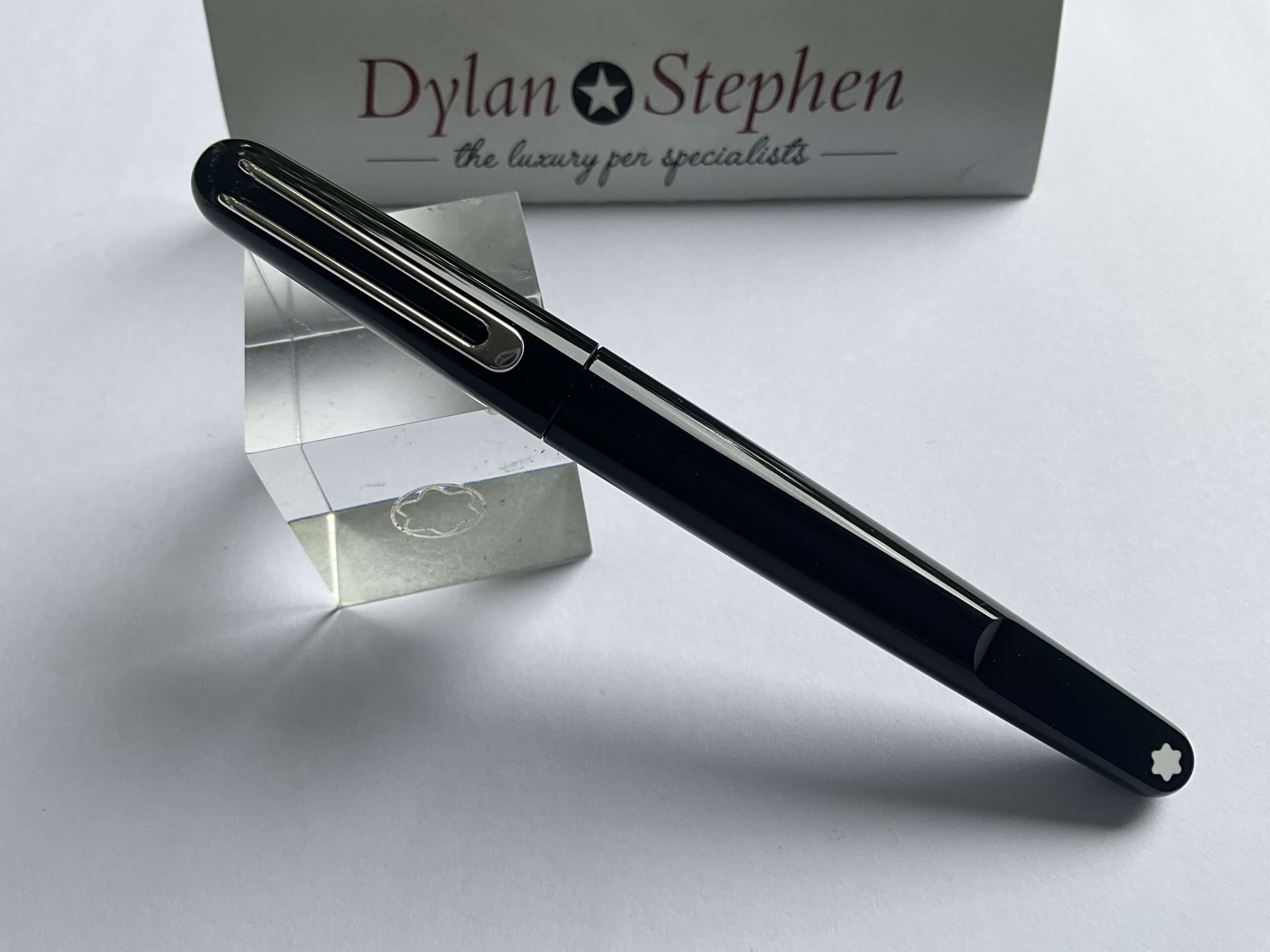 Montblanc M Pen Marc Newson Black Ballpoint Pen - Image 5