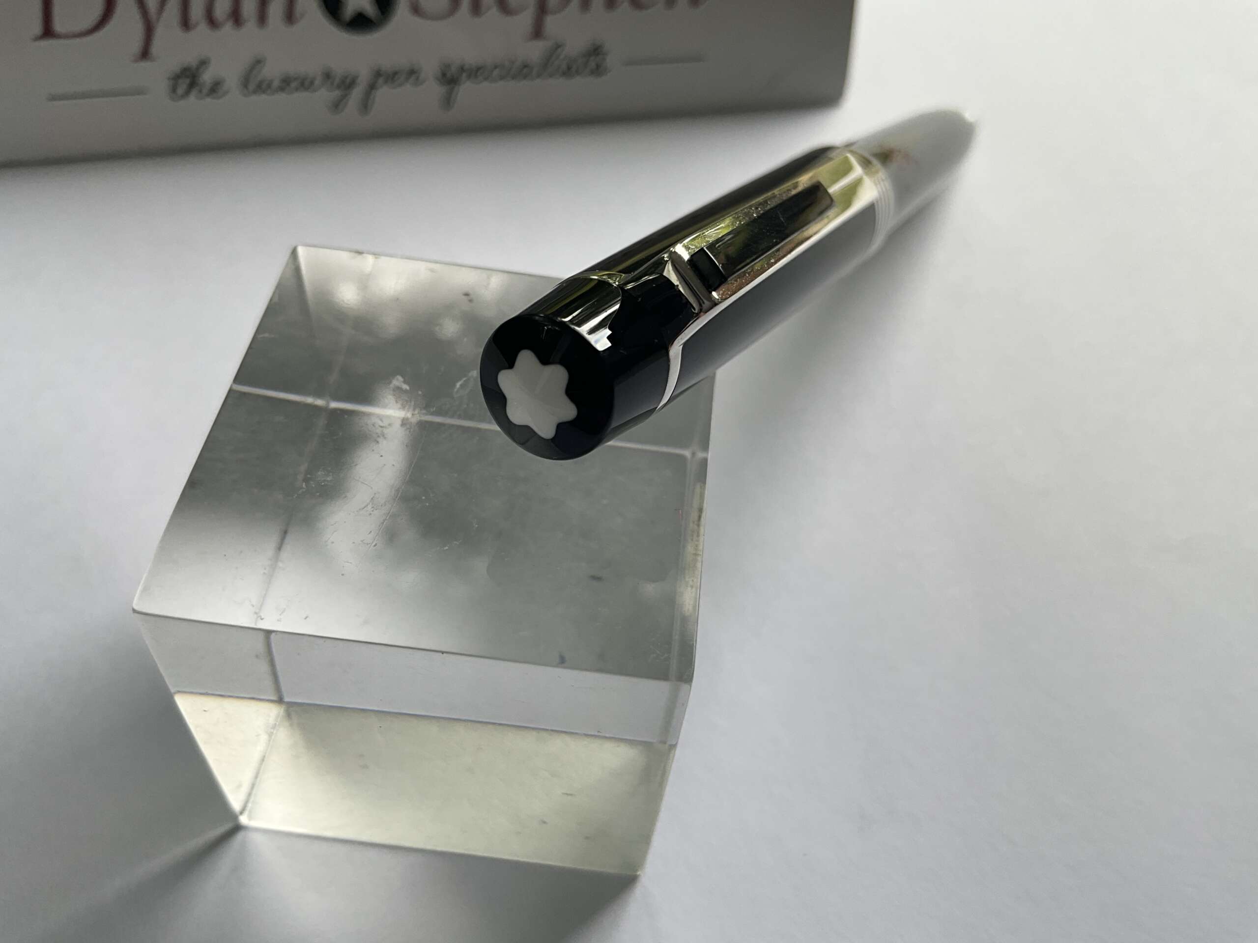 Montblanc Meisterstuck Sir George Solti Donation Special Edition Ballpoint Pen - Image 2