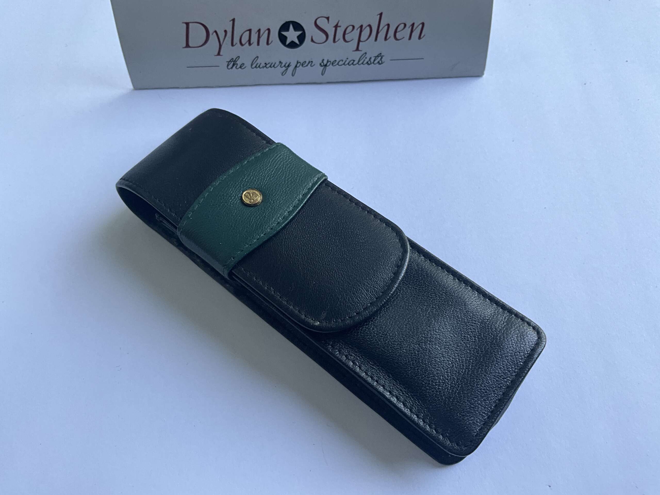 Pelikan Souveran K800 Blue + Black ballpoint pen + Leather Pouch - Image 4