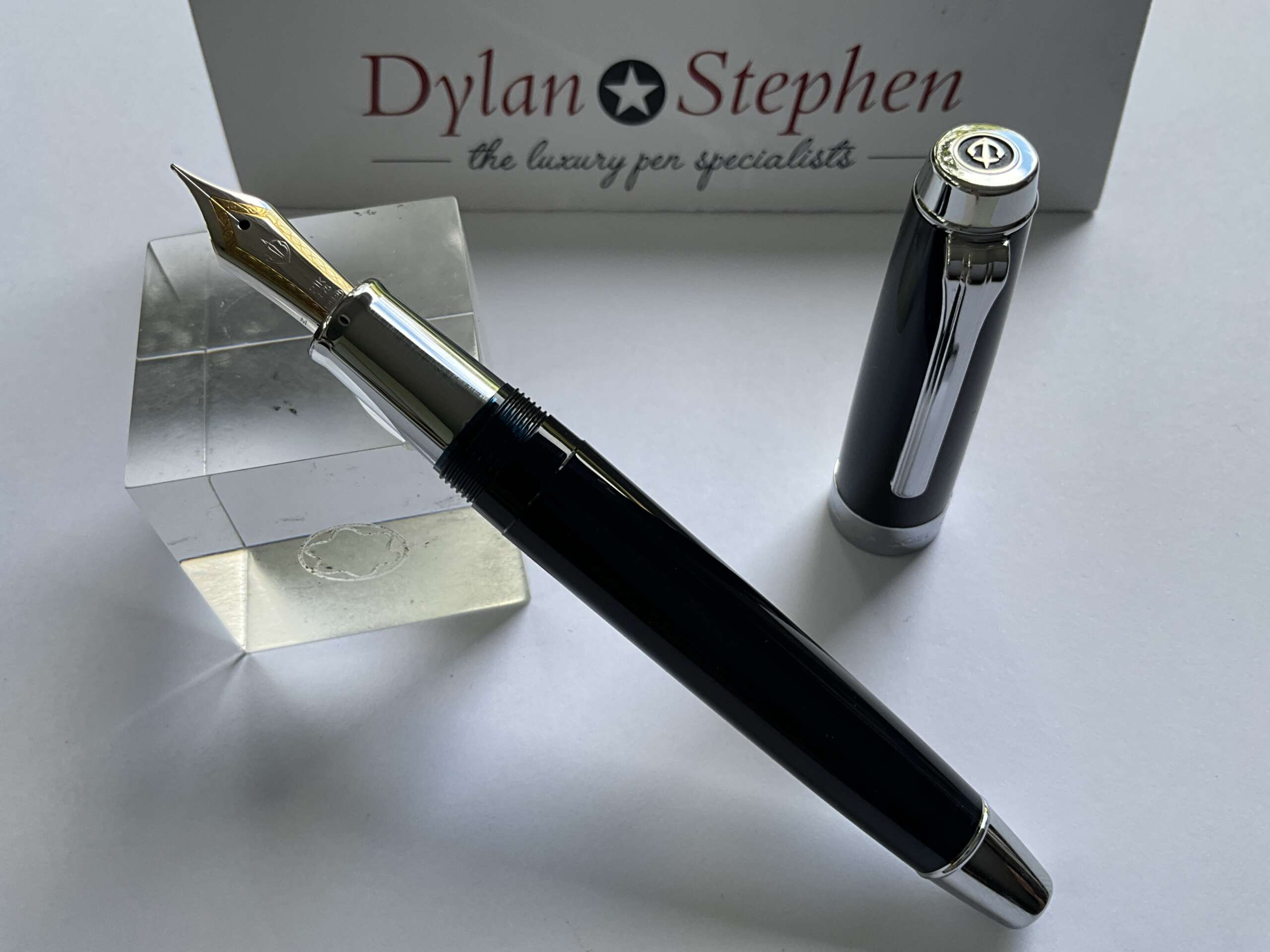 Sailor 1911 Pro Gear Anchor Clear Dawn Blue Fountain Pen