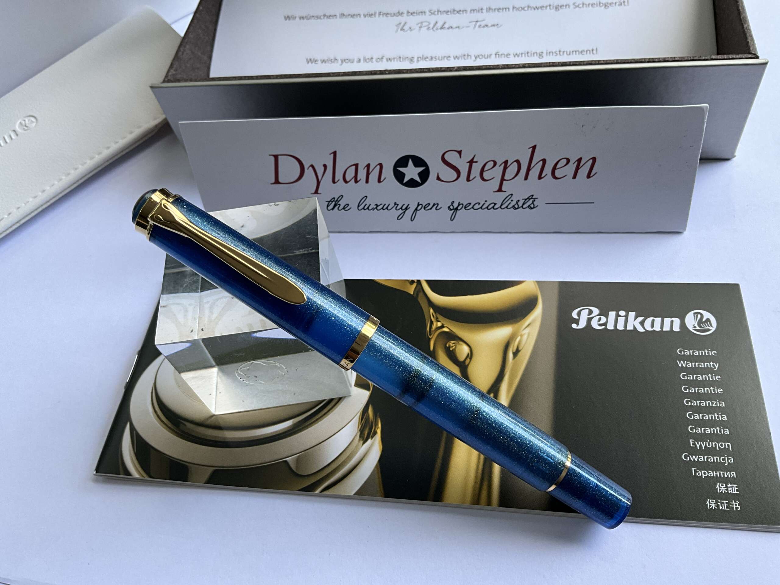 Pelikan M200 Golden Lapis Fountain Pen - Image 5