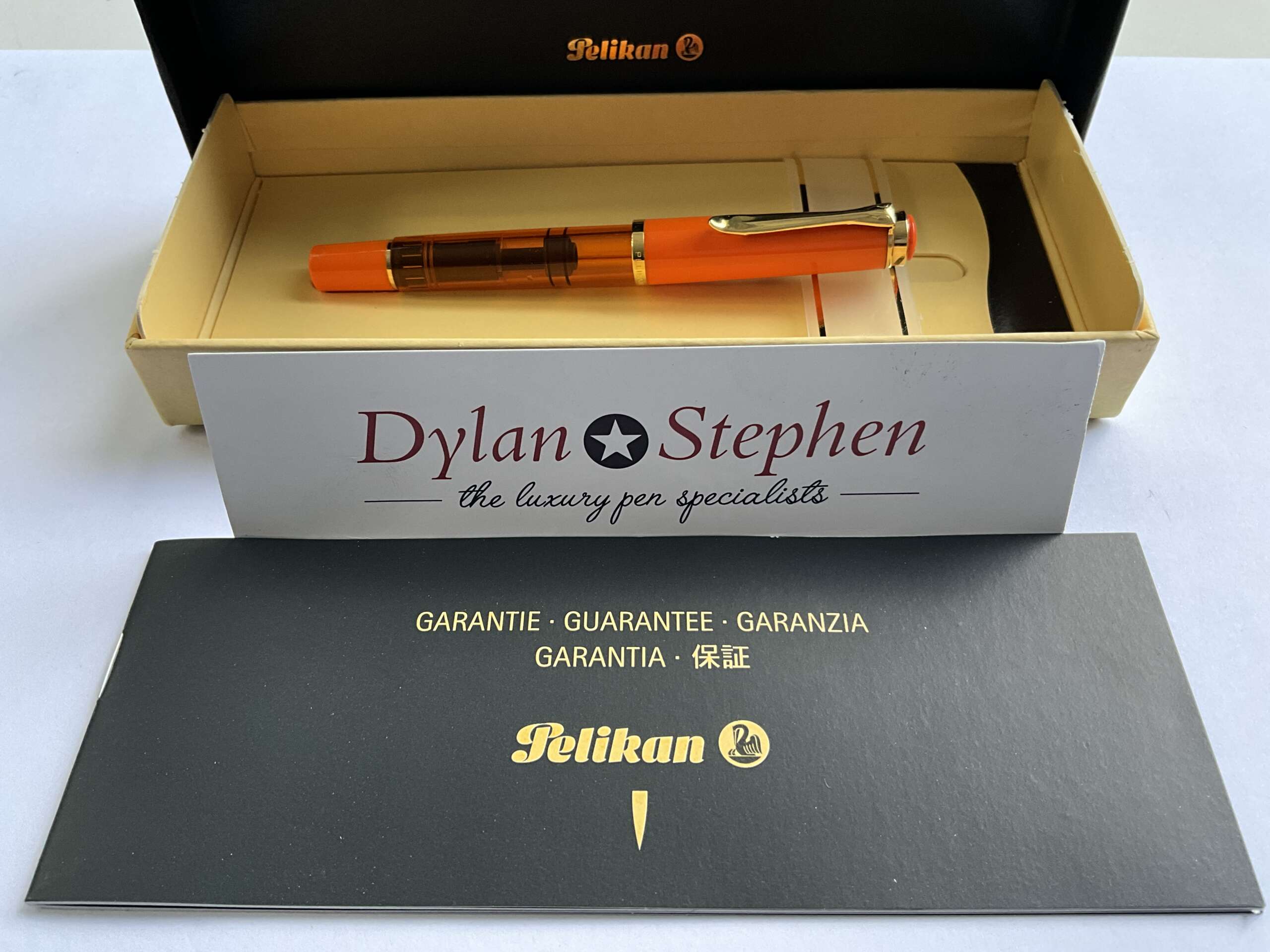Pelikan M200 Orange Delight Demonstrator Fountain Pen - Image 6
