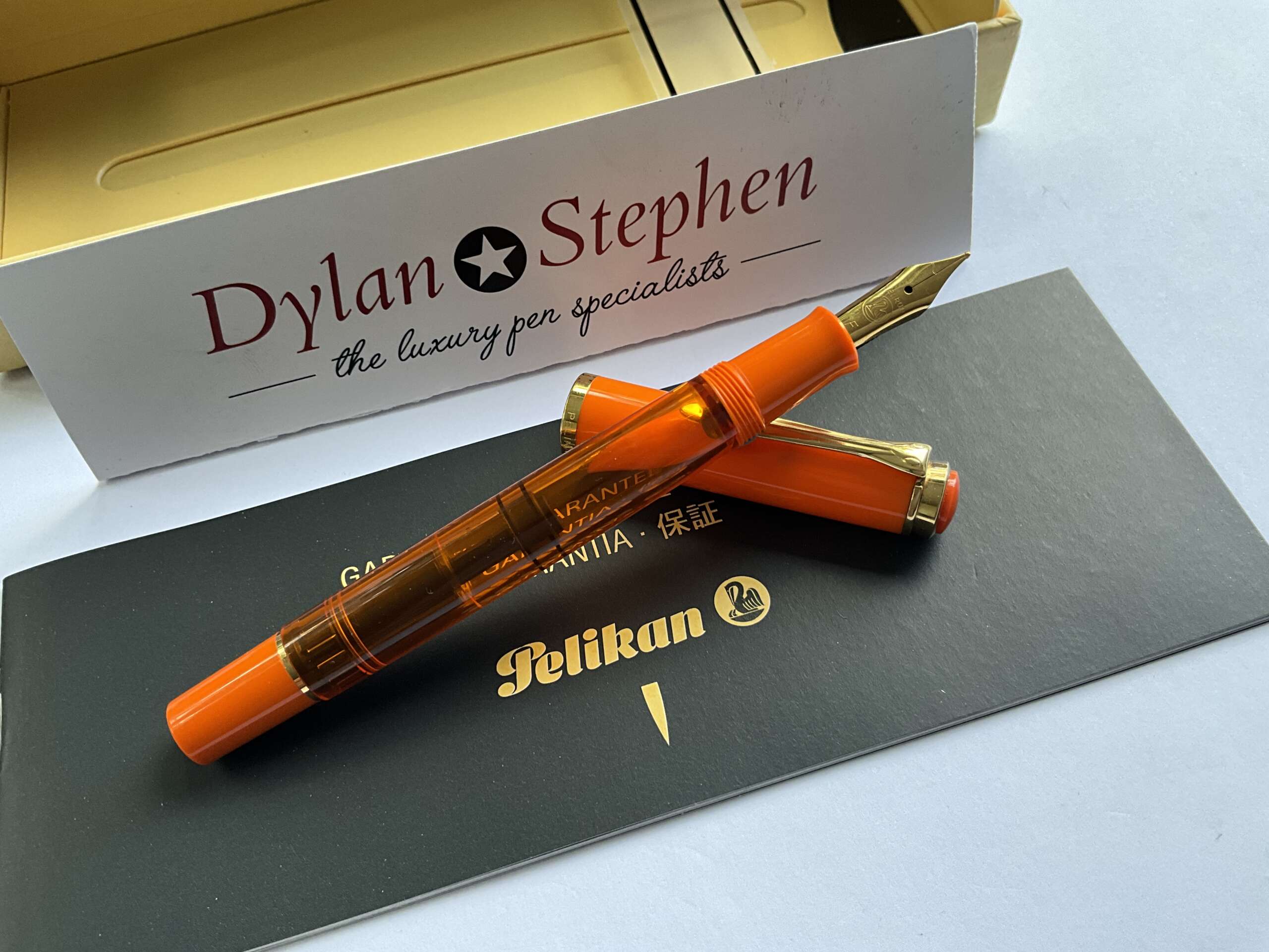 Pelikan M200 Orange Delight Demonstrator Fountain Pen - Image 4